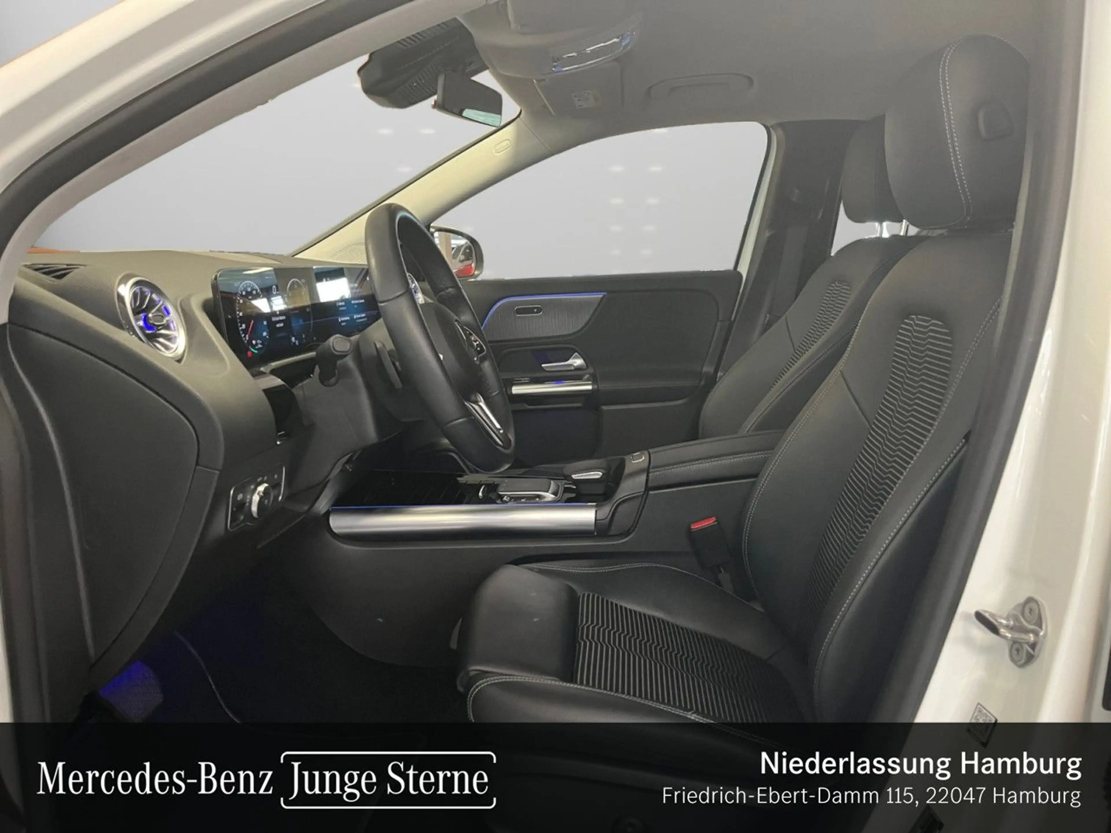 Mercedes-Benz EQA 250 PROG+NIGHT+ADVANCED+360+MEMORY — photo 11