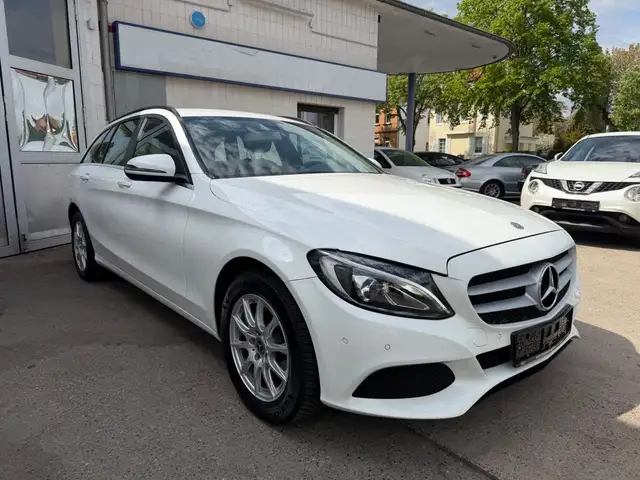 Mercedes-Benz C 180 T BlueTec / d *1.Hand*LED*Navi*SHZ*Euro6*