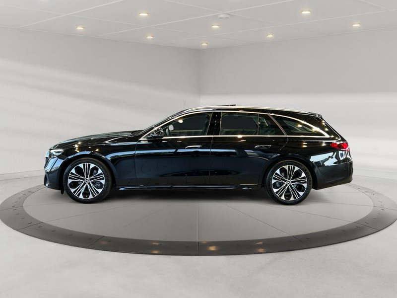 Mercedes-Benz E 200 T Avantgarde Avantgarde+MBUX+AHK+Pano+SHD — photo 4