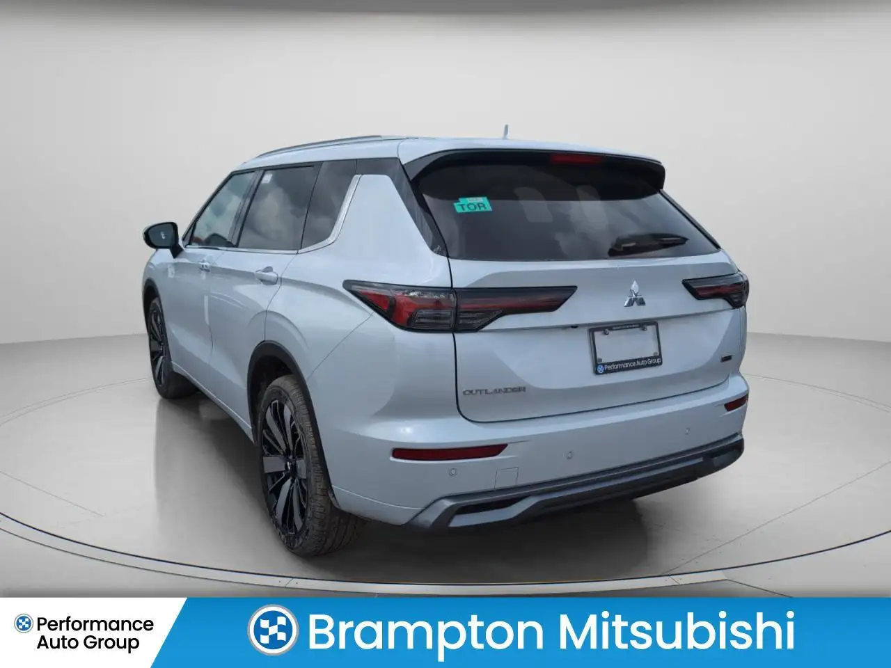 Mitsubishi Outlander снимка Mitsubishi Outlander