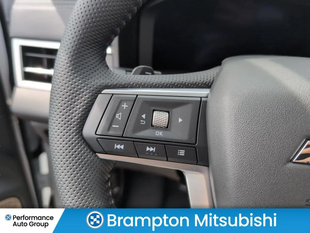 Mitsubishi Outlander снимка Mitsubishi Outlander