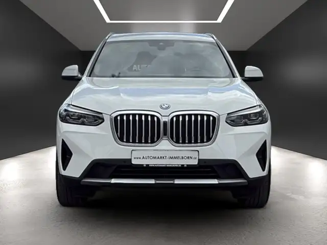 BMW X3 view 9