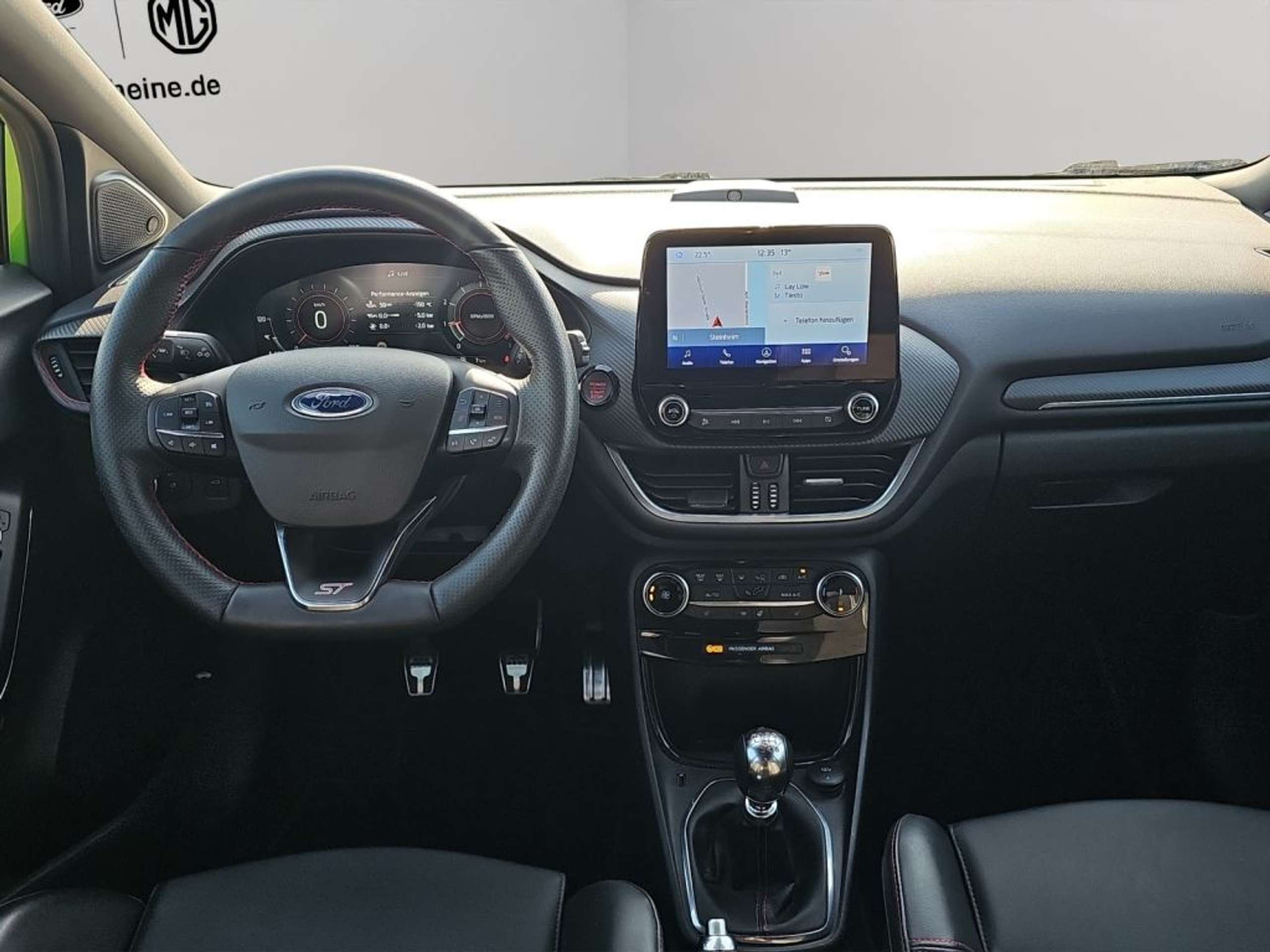 Fahrzeugabbildung Ford Puma ST X 1.5 Ltr. 200 PS *PERFORMANCE-PAKET*LED* - mit KI generiert/bearbeitet