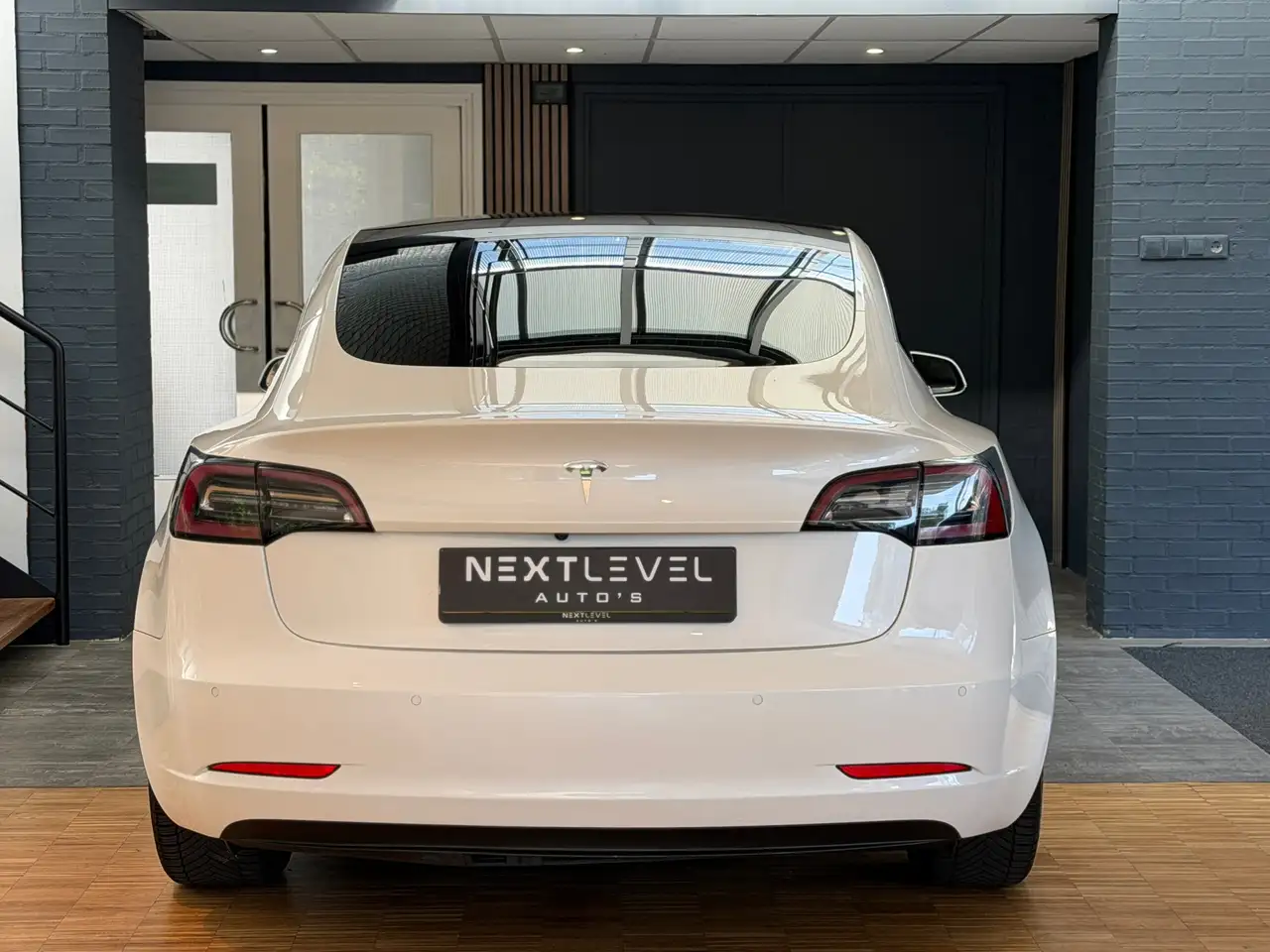 Tesla Model 3 Standard Plus 60 kWh 238ch - Autonomie 370km - Led - Jantes 18"