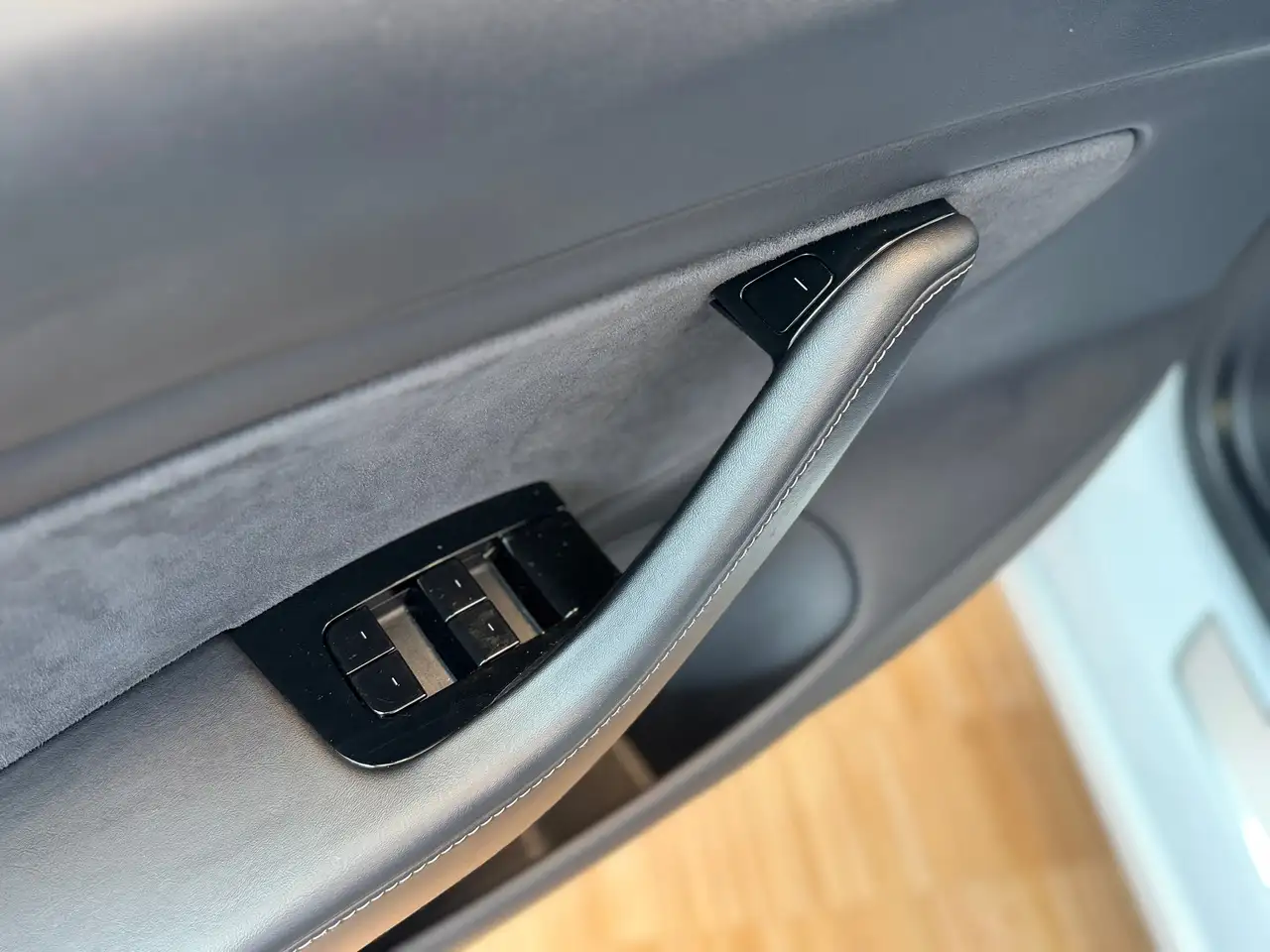 Tesla Model 3 Standard Plus 60 kWh 238ch - Autonomie 370km - Led - Jantes 18"