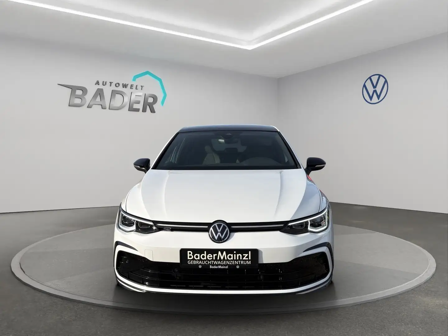 Volkswagen Golf 2.0 TDI R Line Navi LED Pano RFK ACC Wit - 2