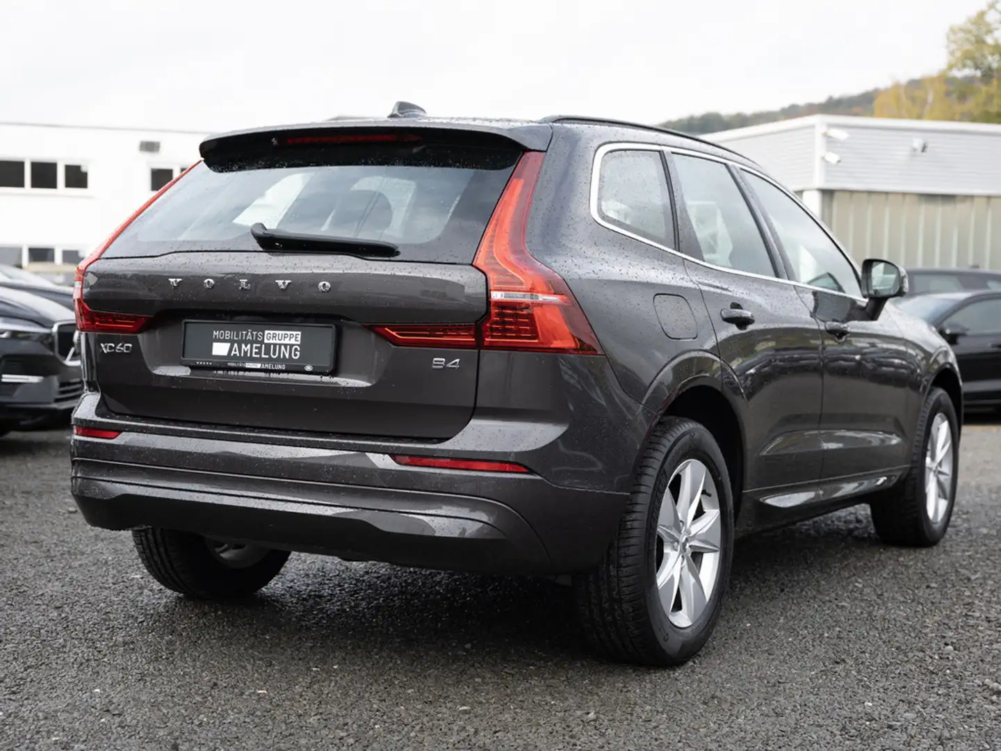 Volvo XC60 B4 Core SHZ LEDER KAMERA NAVI FACEL. LED Grau - 2