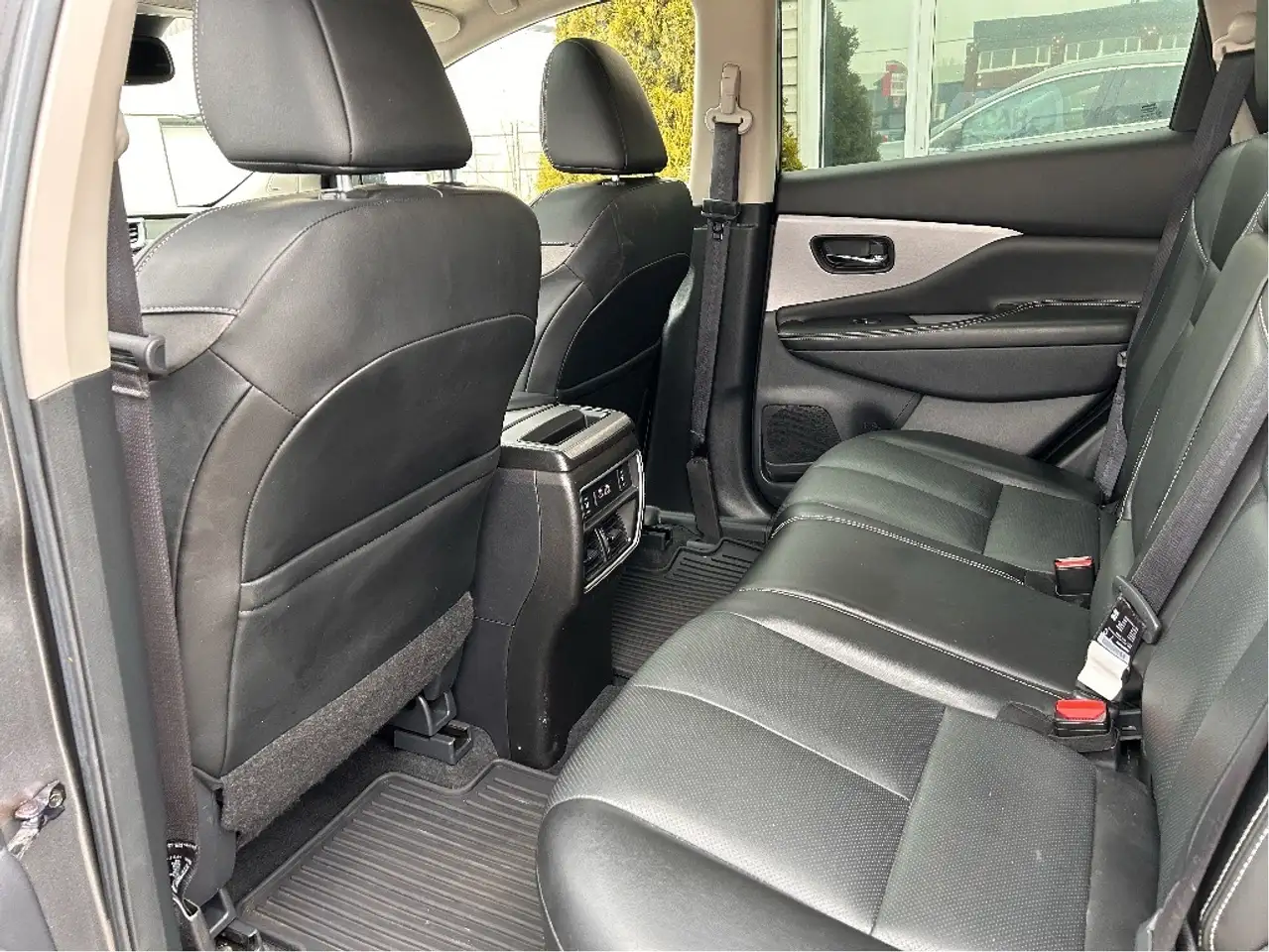 Nissan Murano снимка Nissan Murano