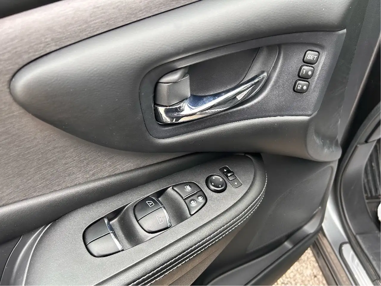 Nissan Murano снимка Nissan Murano