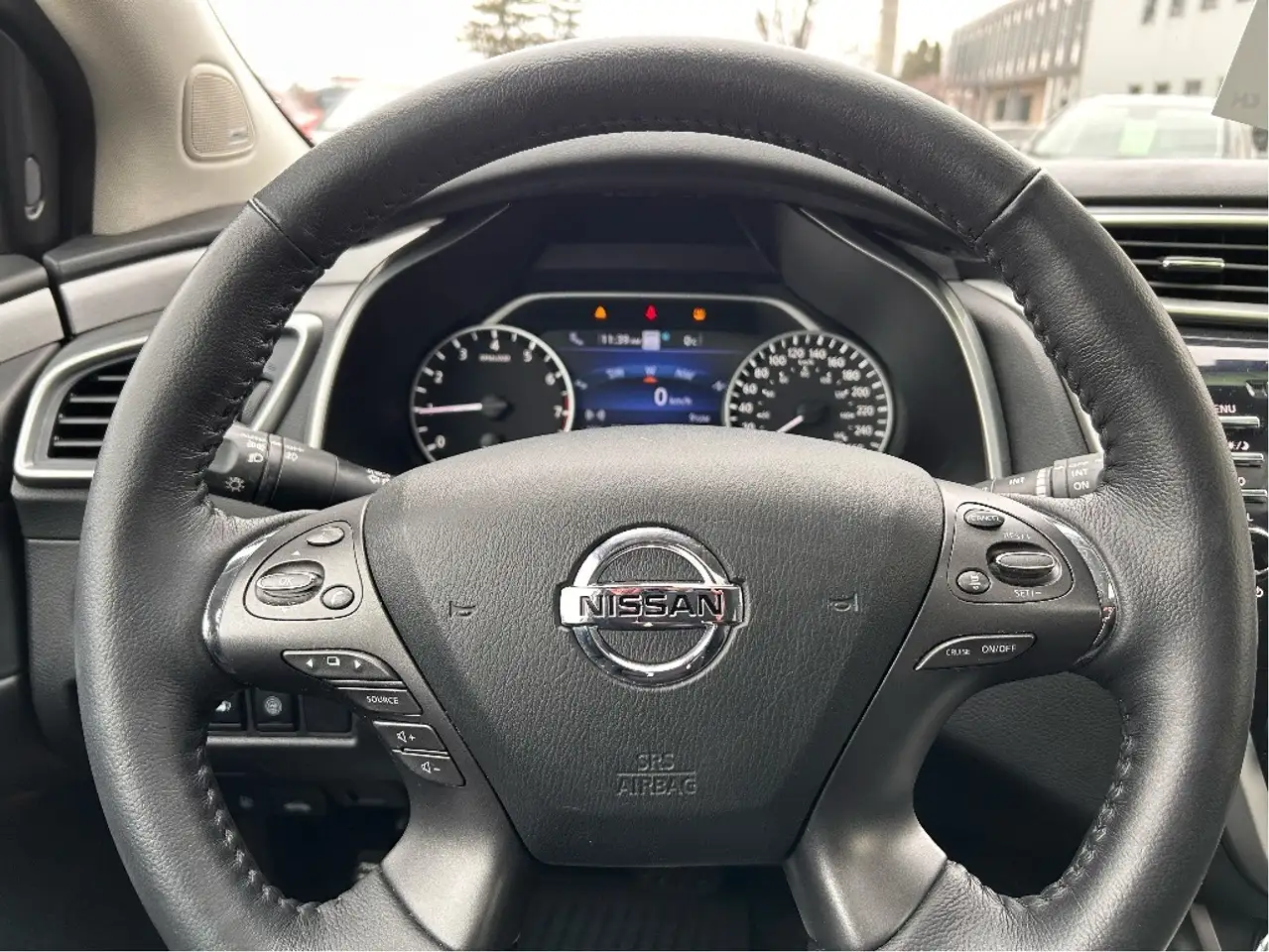 Nissan Murano снимка Nissan Murano