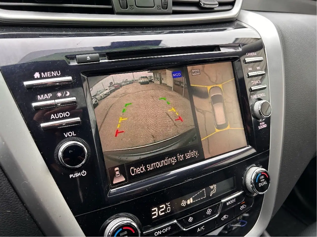 Nissan Murano снимка Nissan Murano