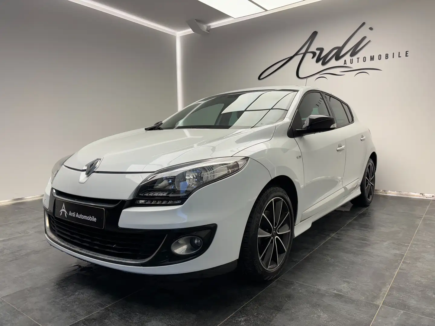Renault Megane 1.5 dCi *BOSE*CRUISE CONTROL*1ER PROPRIO*GARANTIE Wit - 1