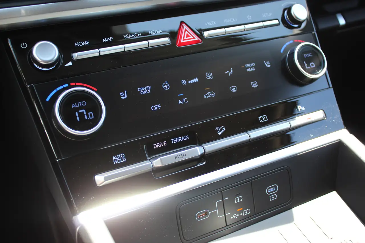Hyundai SANTA FE снимка Hyundai SANTA FE