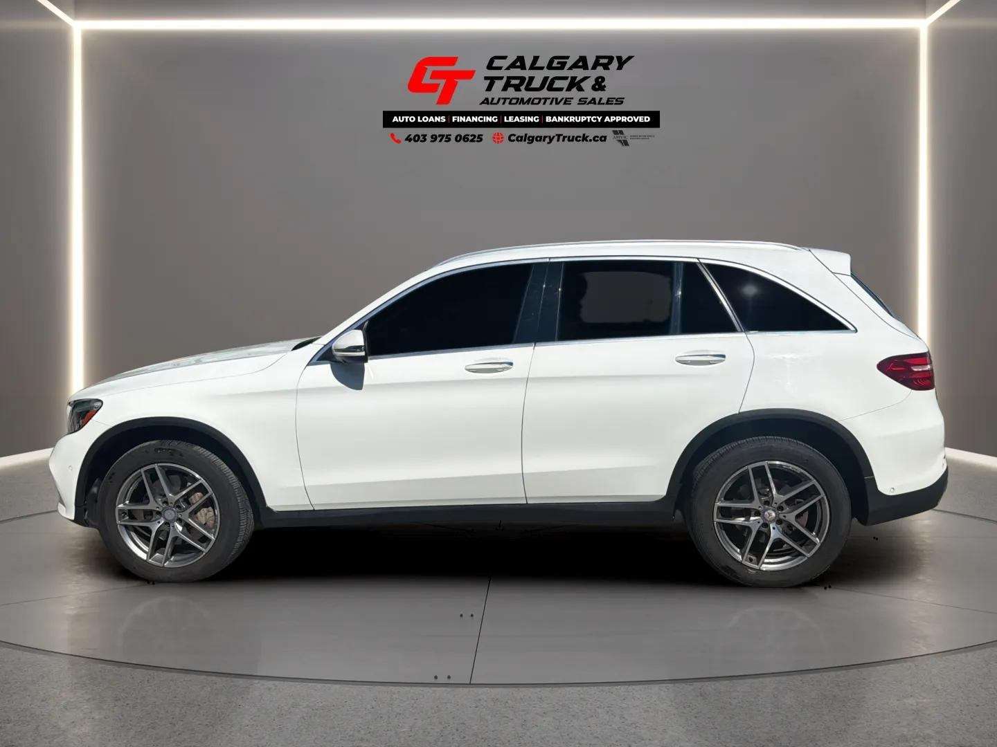 2017 Mercedes-Benz GLC 4MATIC 4dr GLC 300 — снимка 1
