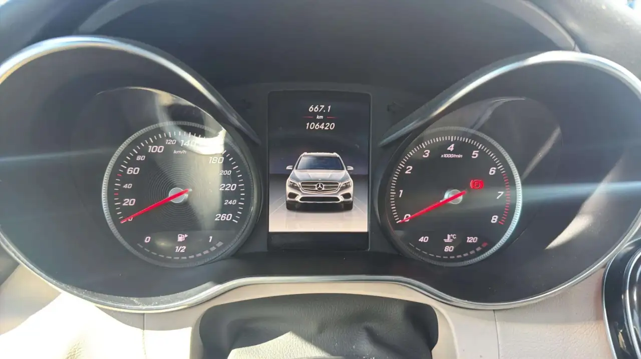 Mercedes-Benz GLC photo Mercedes-Benz GLC