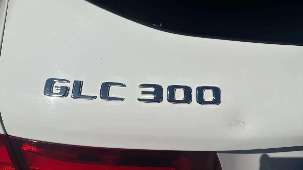 Mercedes-Benz GLC photo Mercedes-Benz GLC