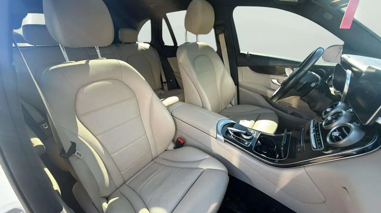 Mercedes-Benz GLC photo Mercedes-Benz GLC