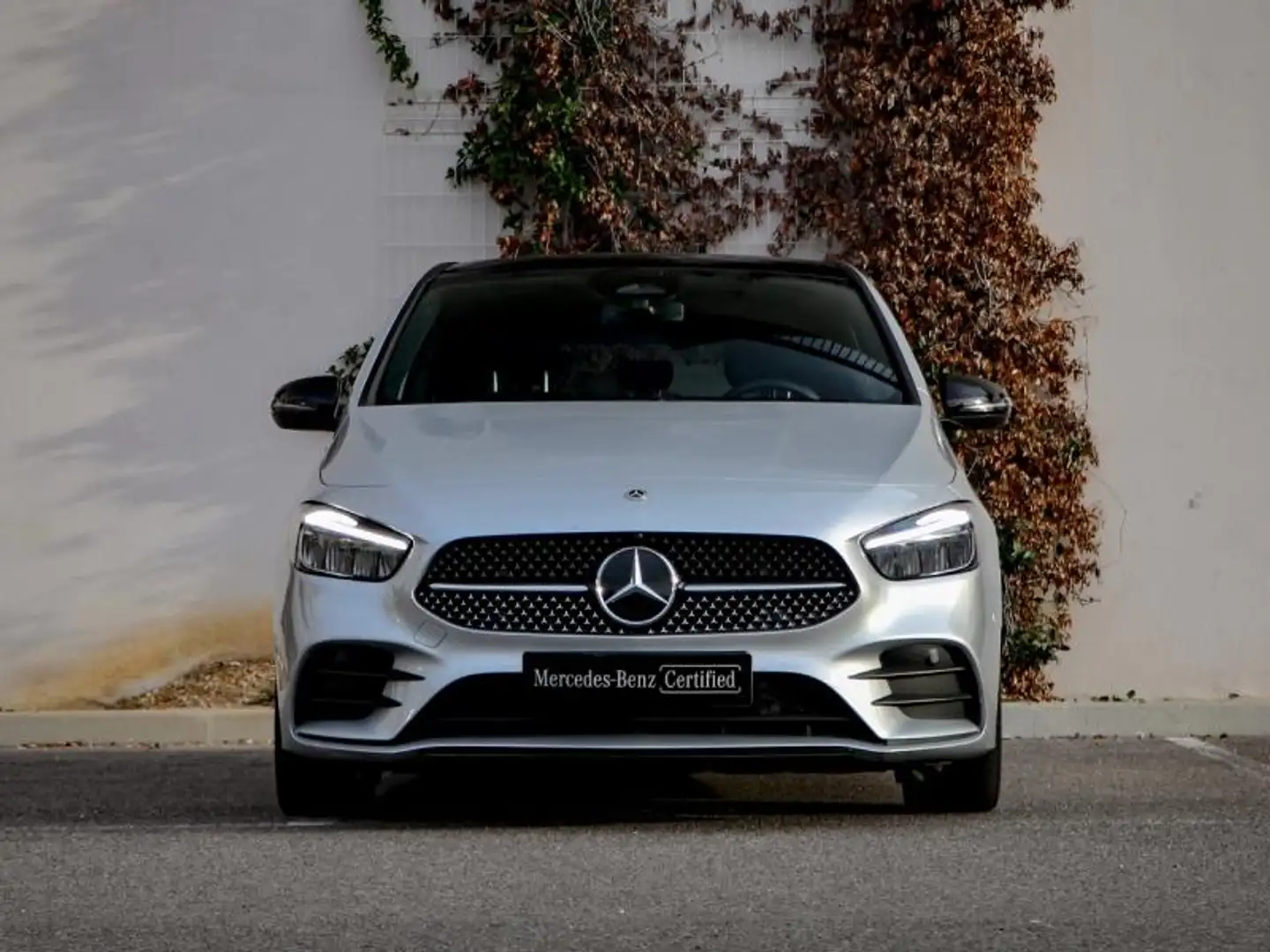 Mercedes-Benz B 200 200d 150ch AMG Line 8G-DCT Argent - 2