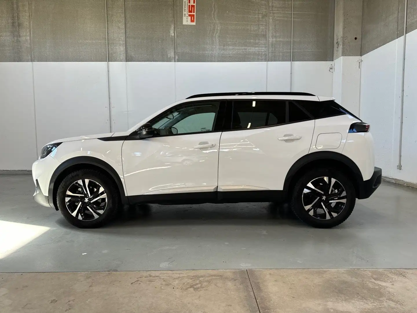 Peugeot 2008 PureTech 130 EAT8 Allure Pack S/S aut. Blanc - 2