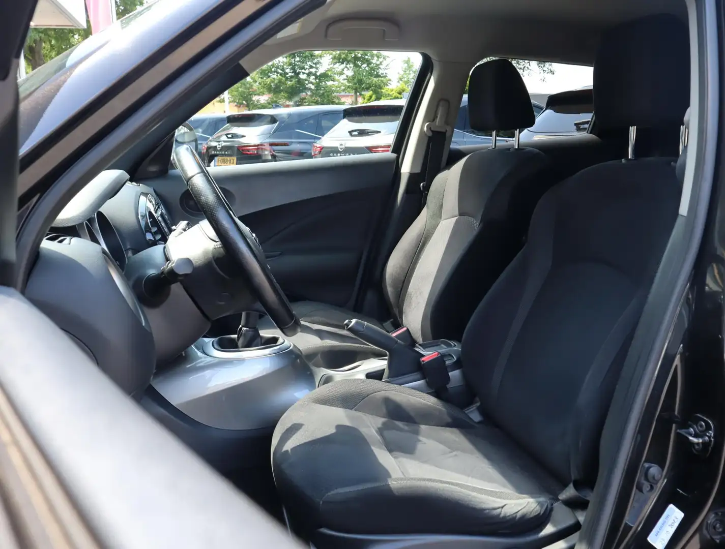 Nissan Juke 1.6 Acenta | Climate Control | Navigatie | Noir - 2