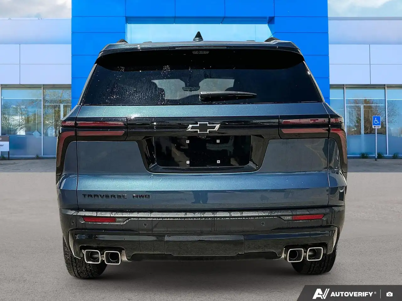 Chevrolet Traverse снимка Chevrolet Traverse