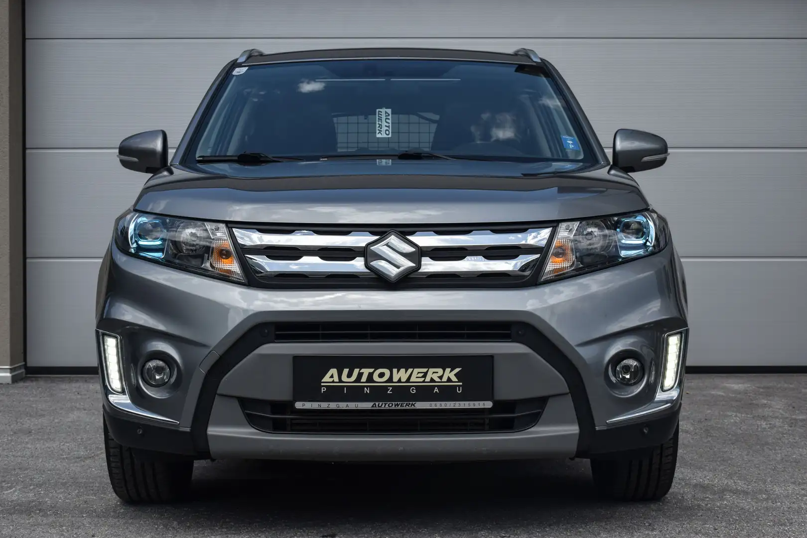 Suzuki Vitara 1,6 DDiS 4WD GLX Flash Grau - 2