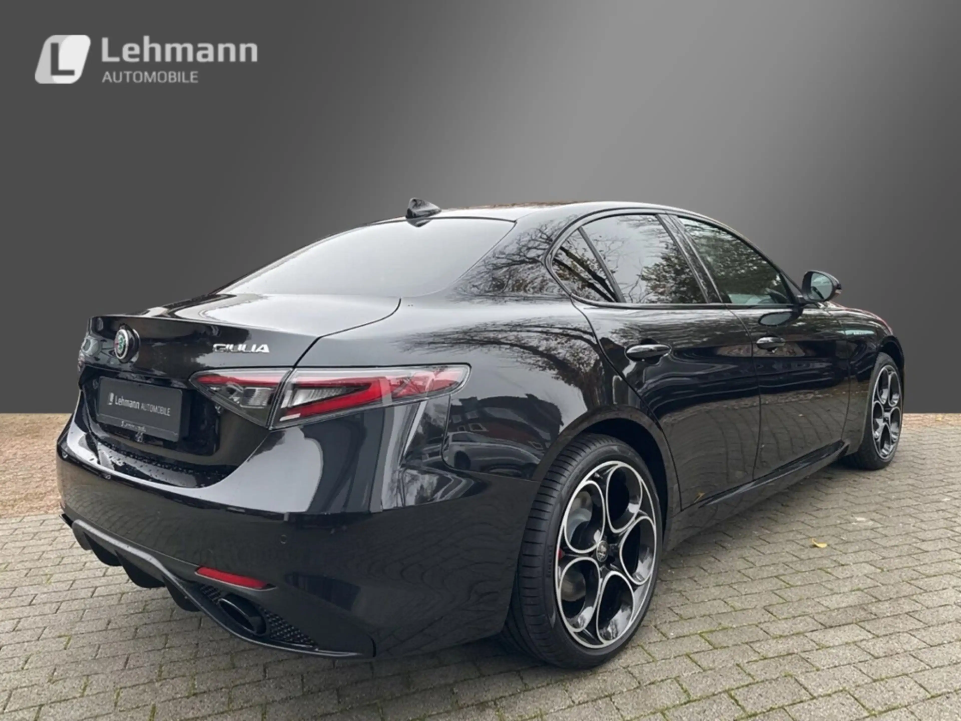 Alfa Romeo Giulia 2.2Diesel Q4 Veloce +HARMAN/KARDON+PANORAMADACH+ — photo 4