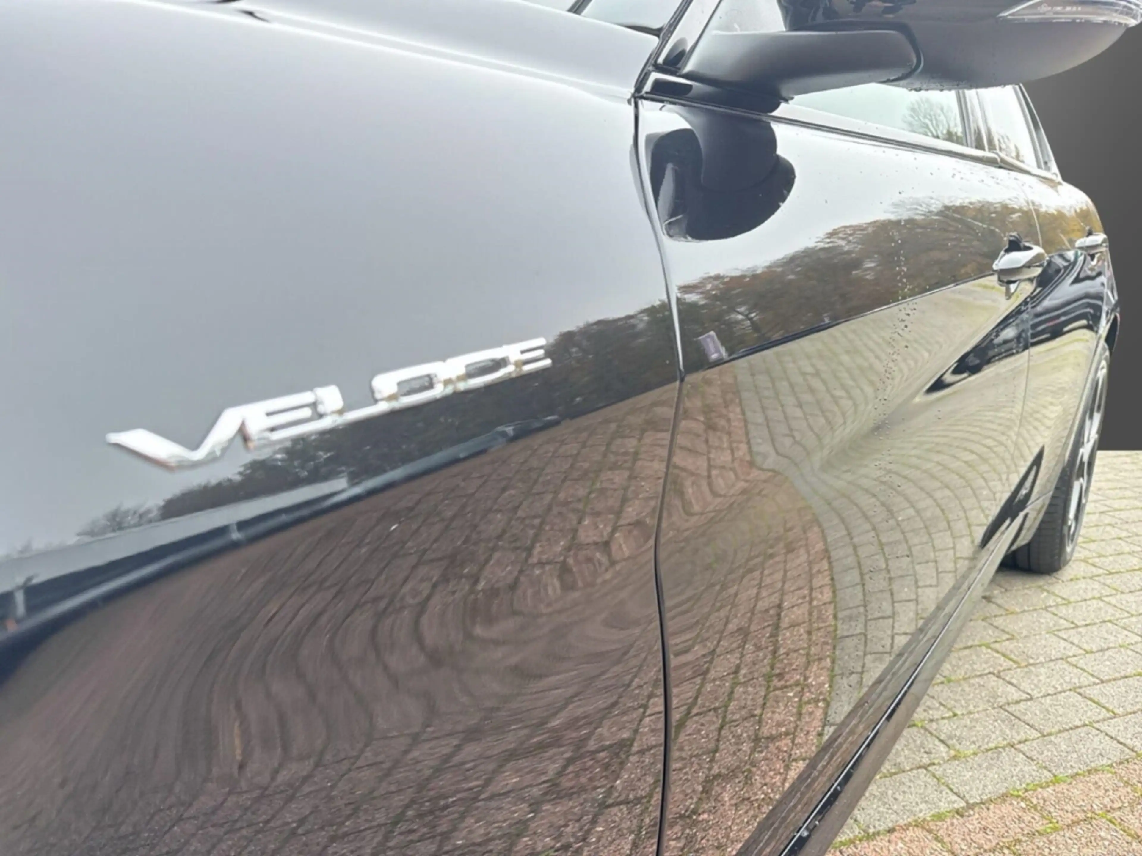 Alfa Romeo Giulia 2.2Diesel Q4 Veloce +HARMAN/KARDON+PANORAMADACH+ — photo 13