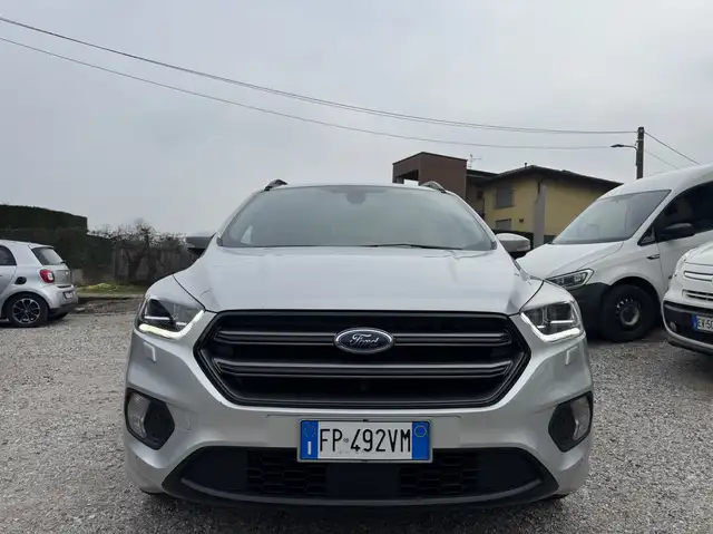 Ford Kuga 2.0 tdci ST-Line s&s 4wd 150cv powershift