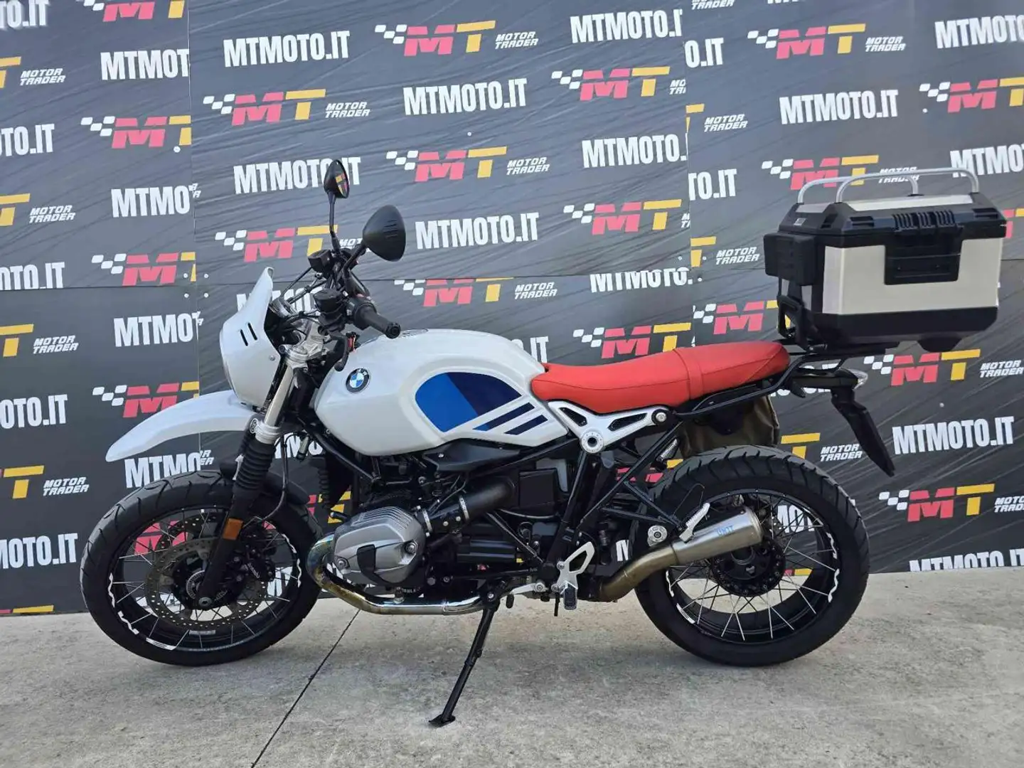 BMW R nineT Urban GS Video 360 Bianco - 2