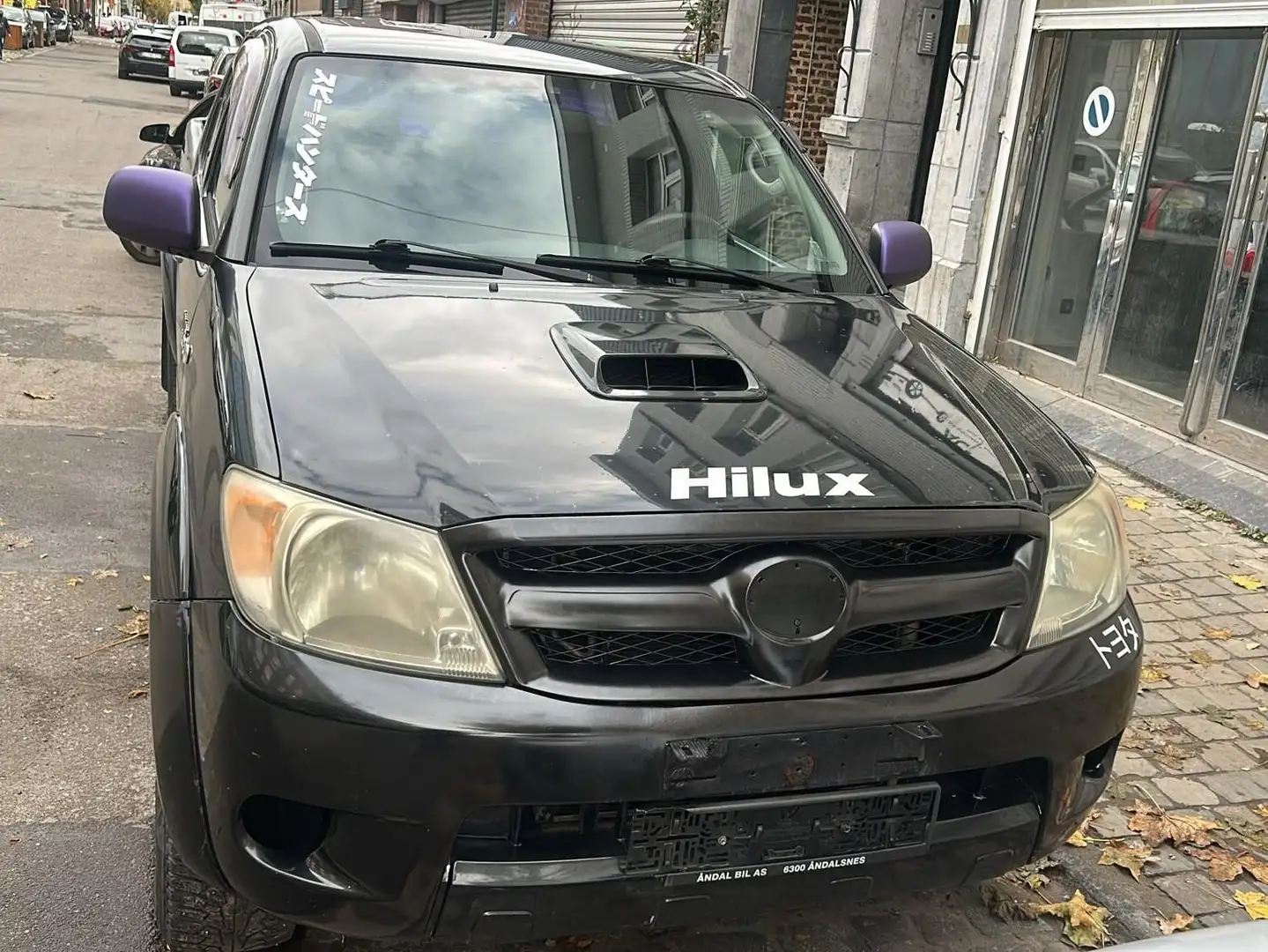 Toyota Hilux 2.5 Turbo D-4D Noir - 2