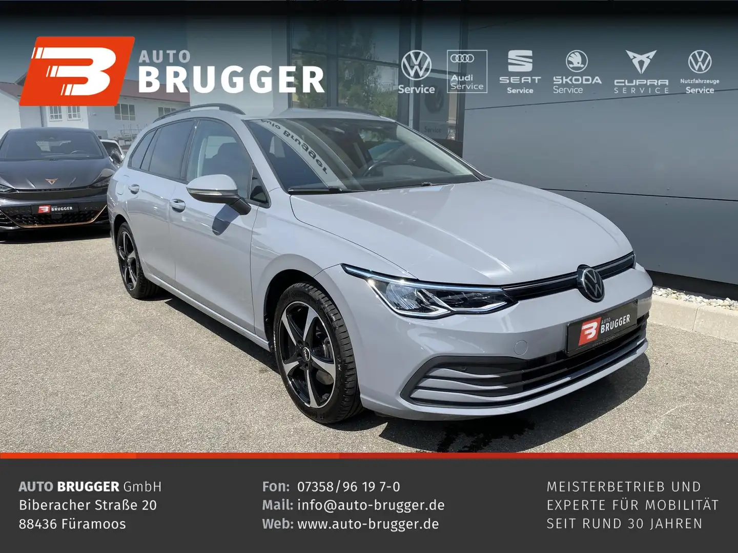 Volkswagen Golf VIII VARIANT 2.0 TDI LIFE NAVI LED SHZ AHK Grigio - 1