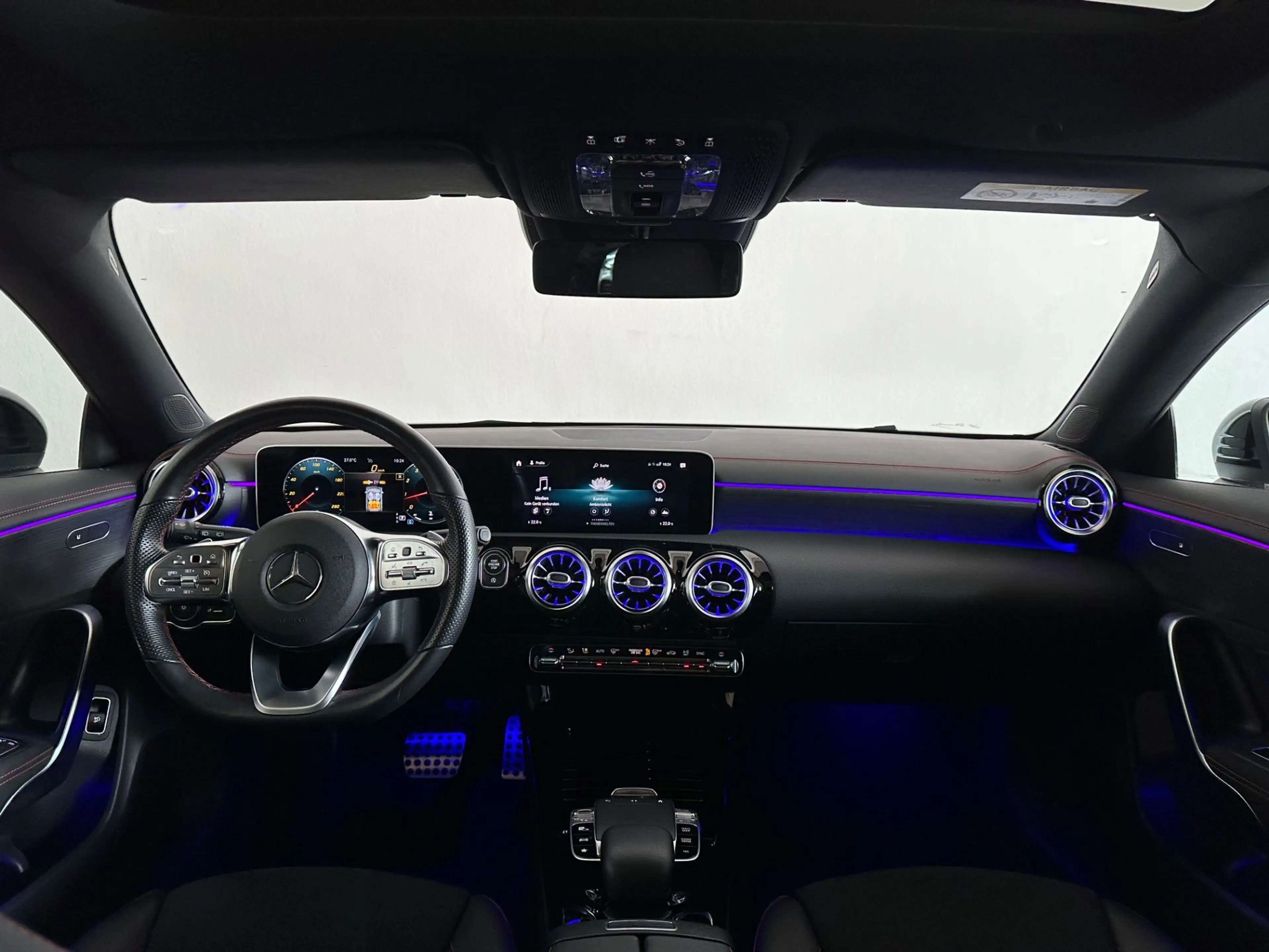 Mercedes-Benz CLA 220 Shooting Brake Aut. AMG-Line; Night Paket; Pano; — photo 13