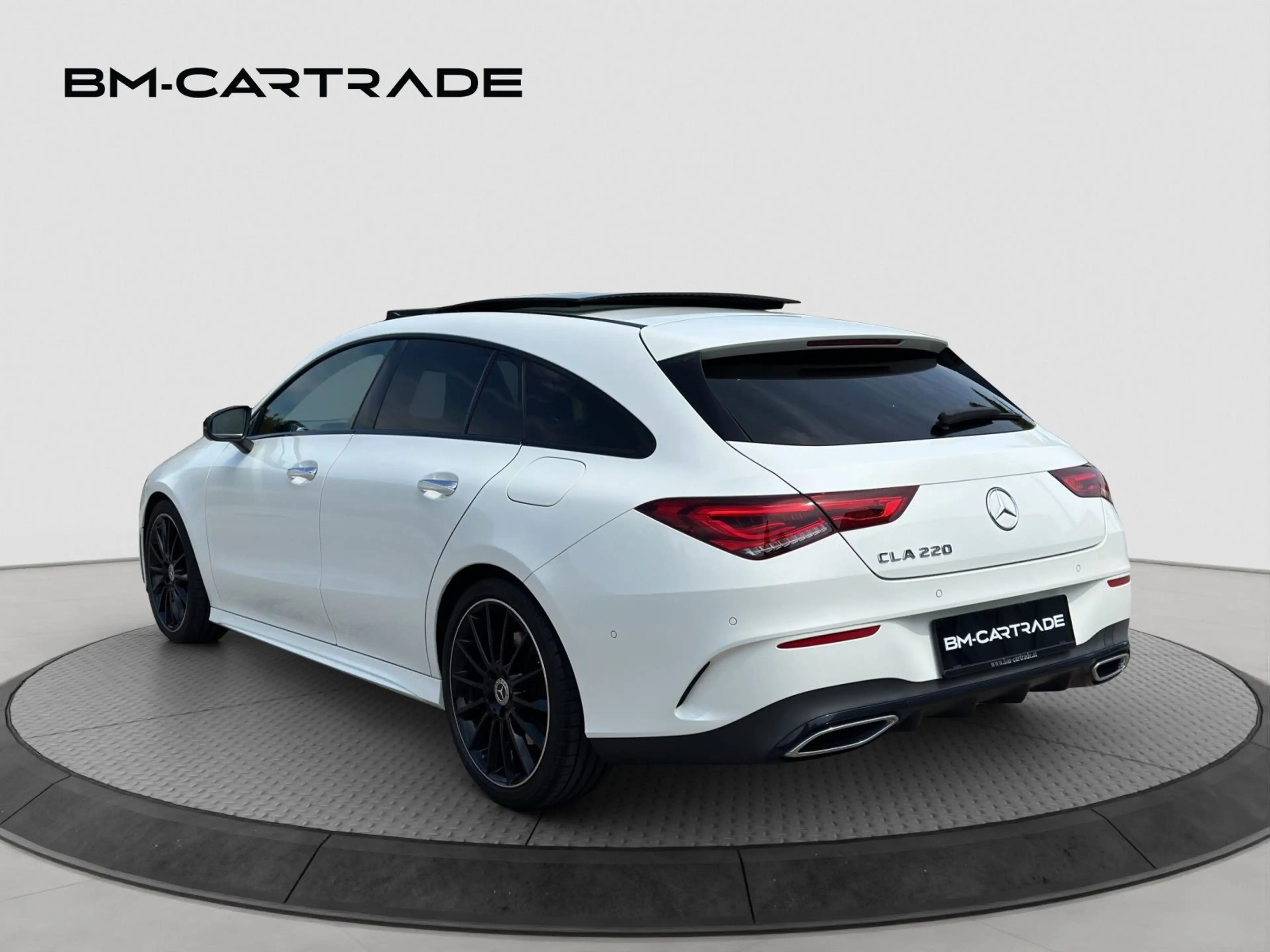Mercedes-Benz CLA 220 Shooting Brake Aut. AMG-Line; Night Paket; Pano; — photo 4