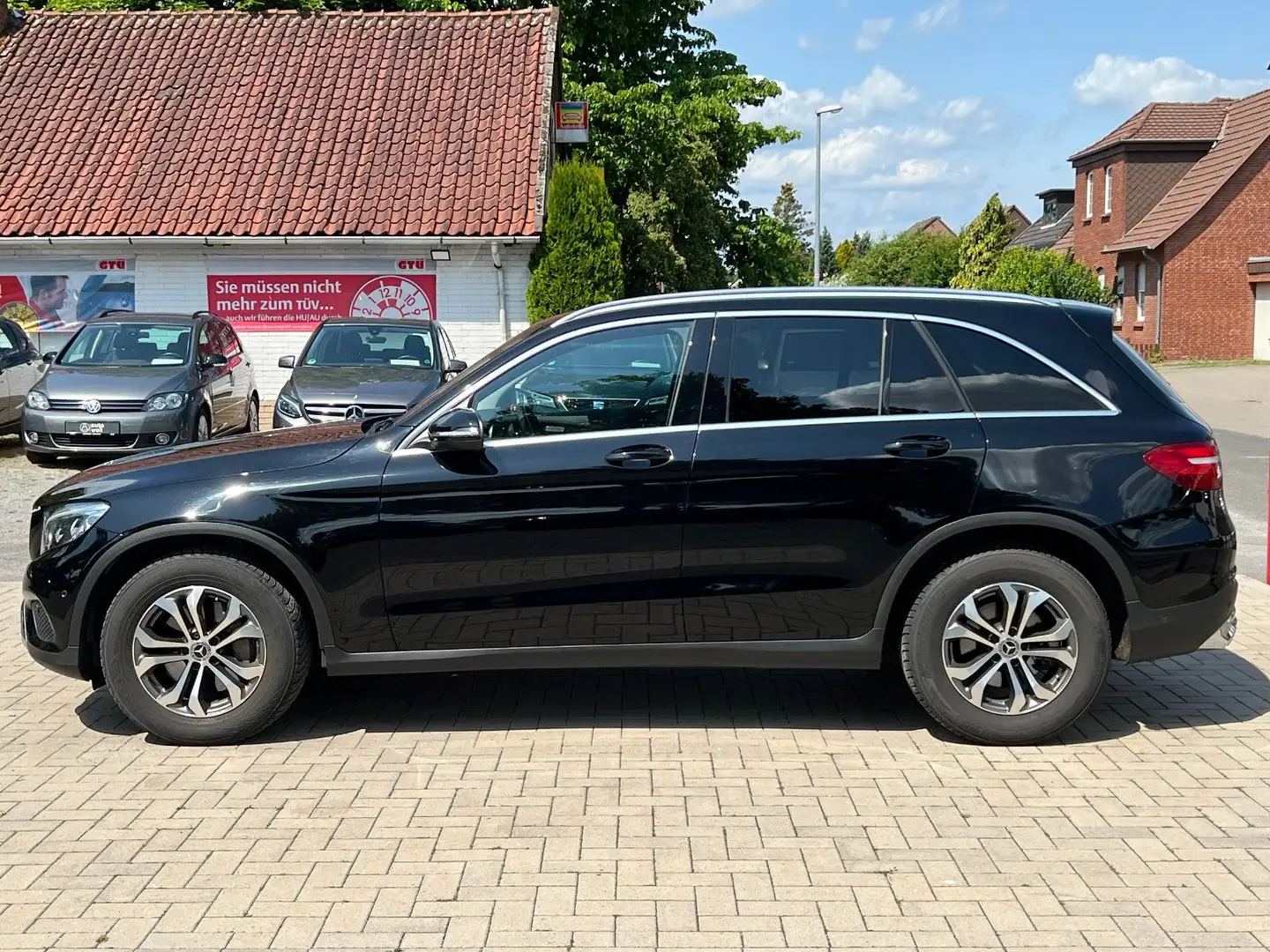 Mercedes-Benz GLC 220 d 4Matic | Kamera | Leder | LED | Negro - 2