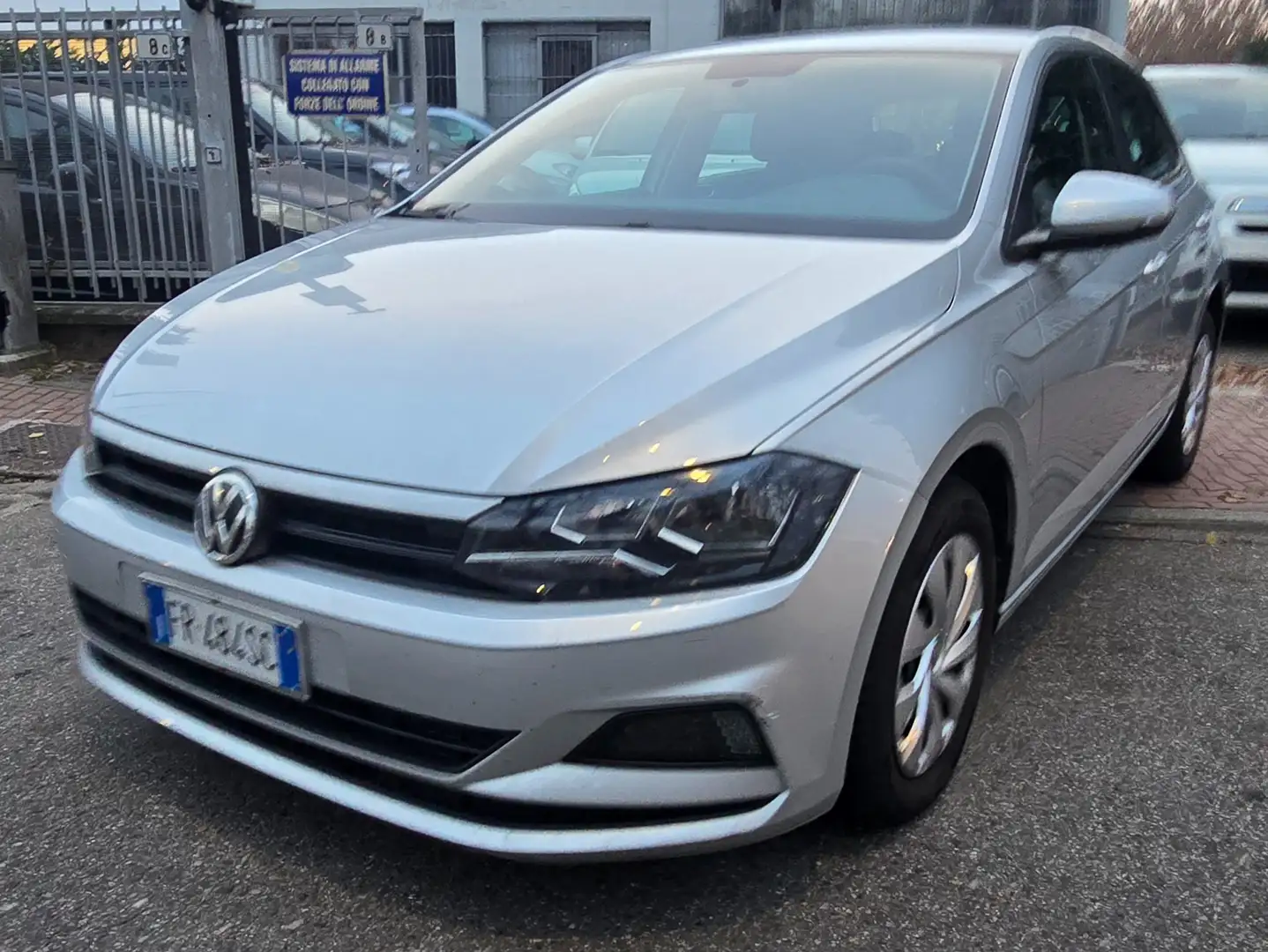 Volkswagen Polo Business 1.0 EVO Comfortline OK NEOPATENTATI Argent - 1