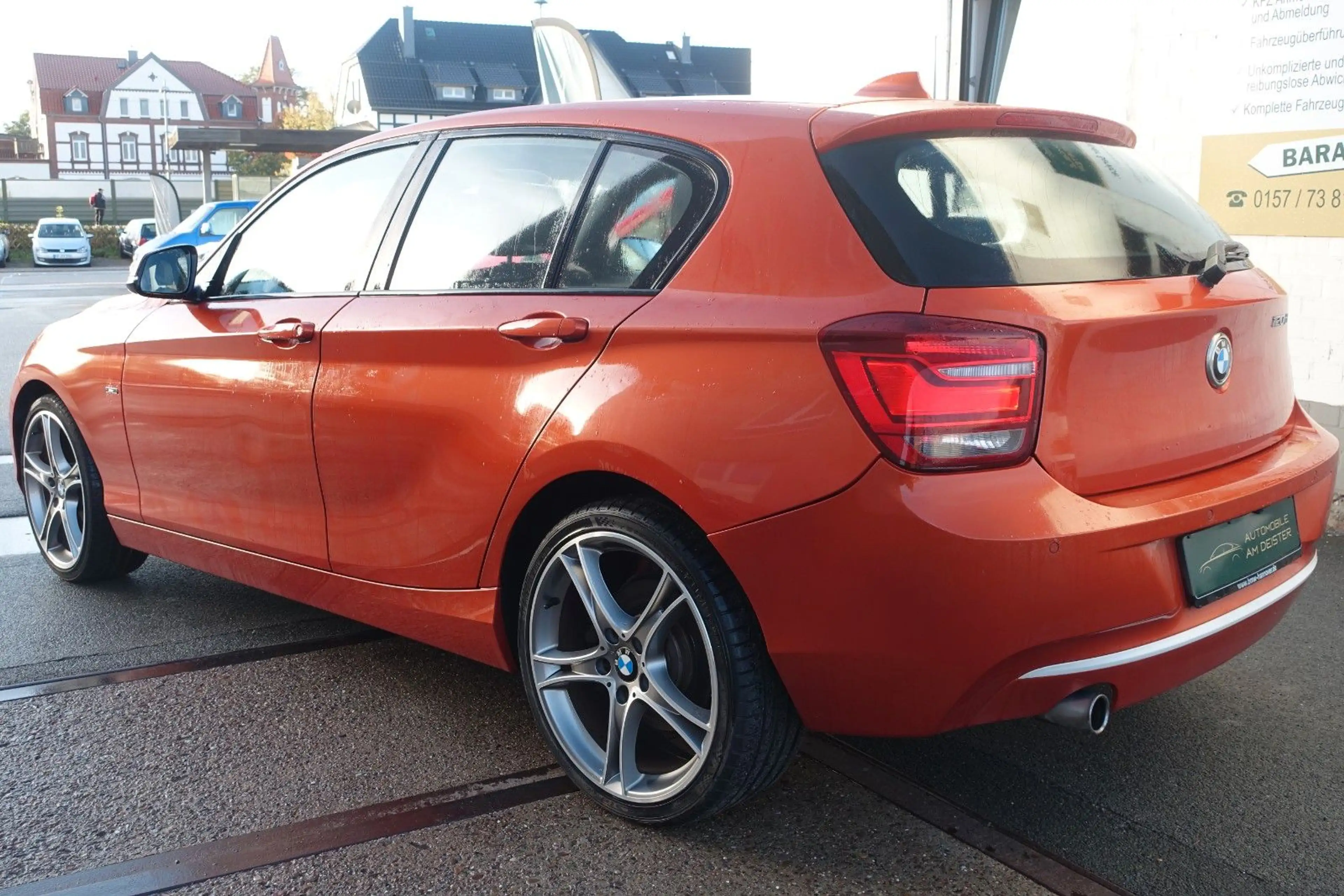 BMW 120 *URBAN*XENON*LED*LEDER*RFK*SHZ*GSD*PDC*TEMPOM — photo 5