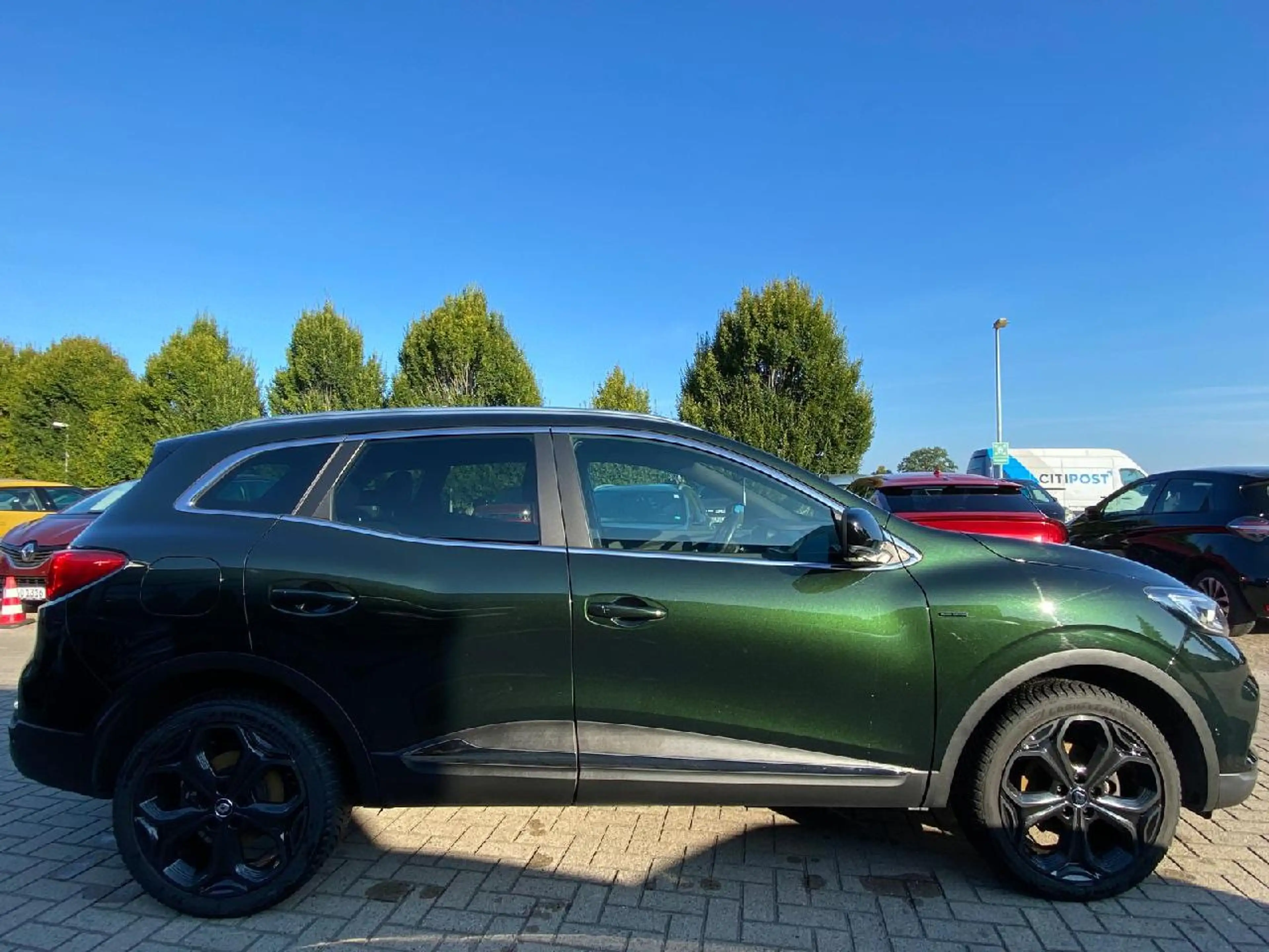 Renault Kadjar TCe 140 Black Edition AHK*SHZ*PDC*RFK*Navi — photo 4