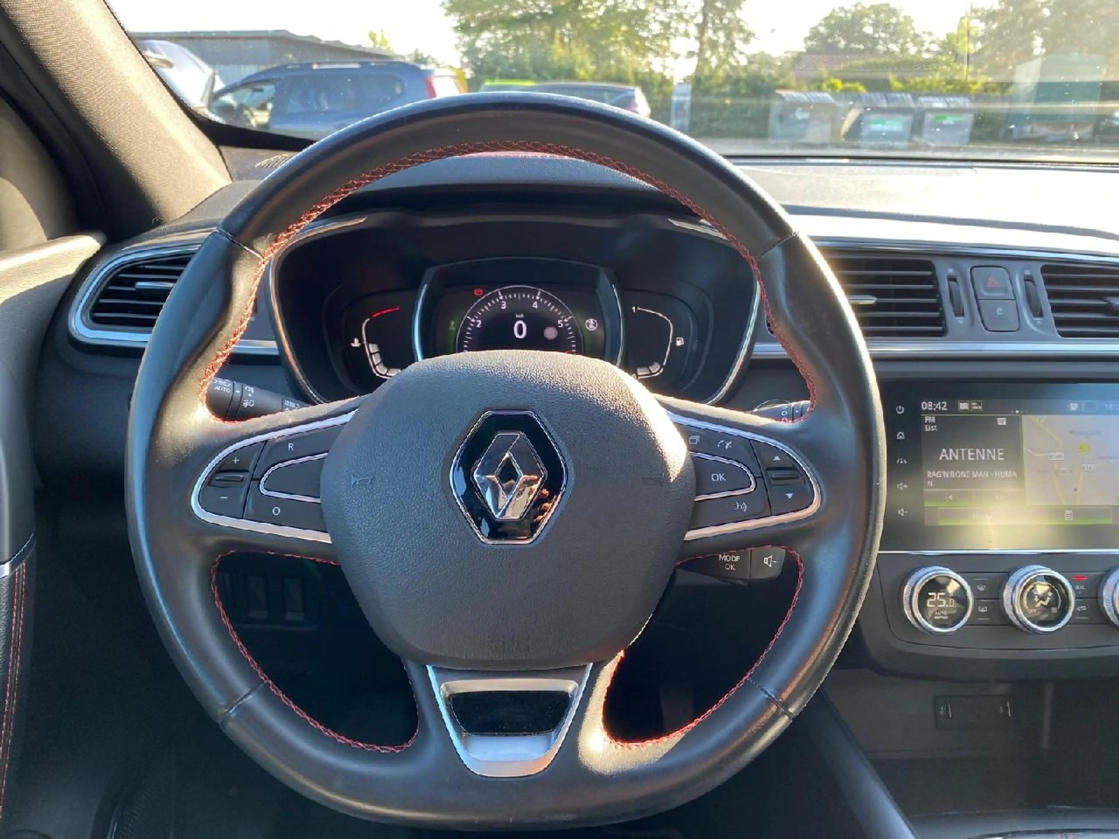 Renault Kadjar TCe 140 Black Edition AHK*SHZ*PDC*RFK*Navi — photo 15