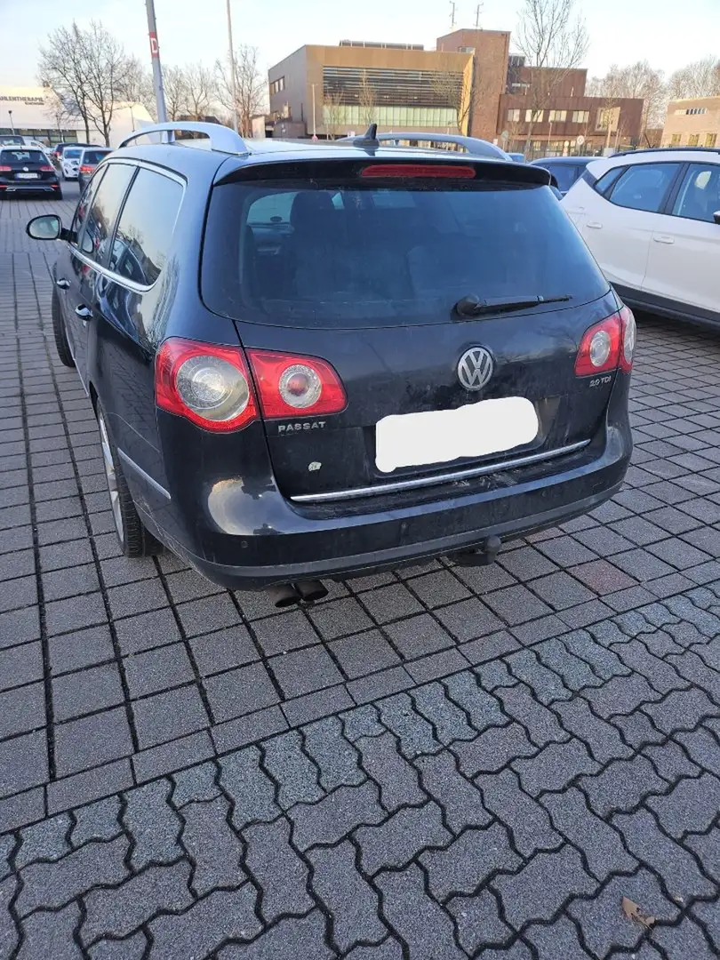 Volkswagen Passat Variant 2.0 TDI DPF DSG Sportline Schwarz - 2