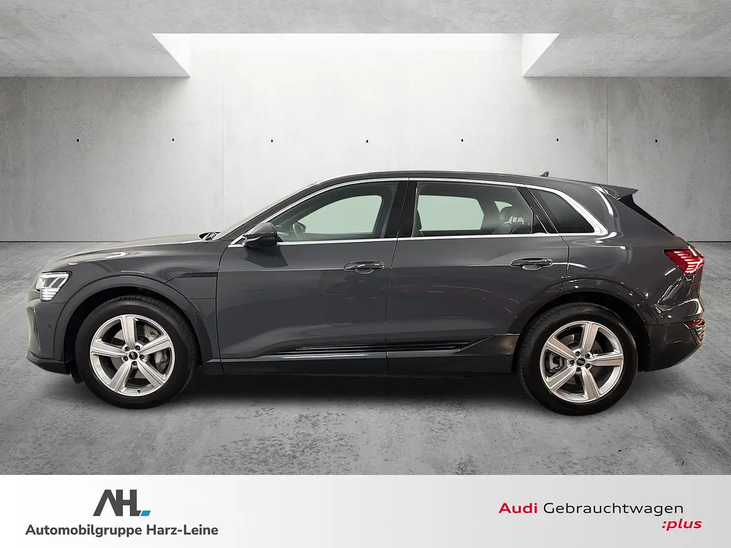 Audi Q8 e-tron Advanced 55 quattro HUD, Matrix, AHK Grau - 2