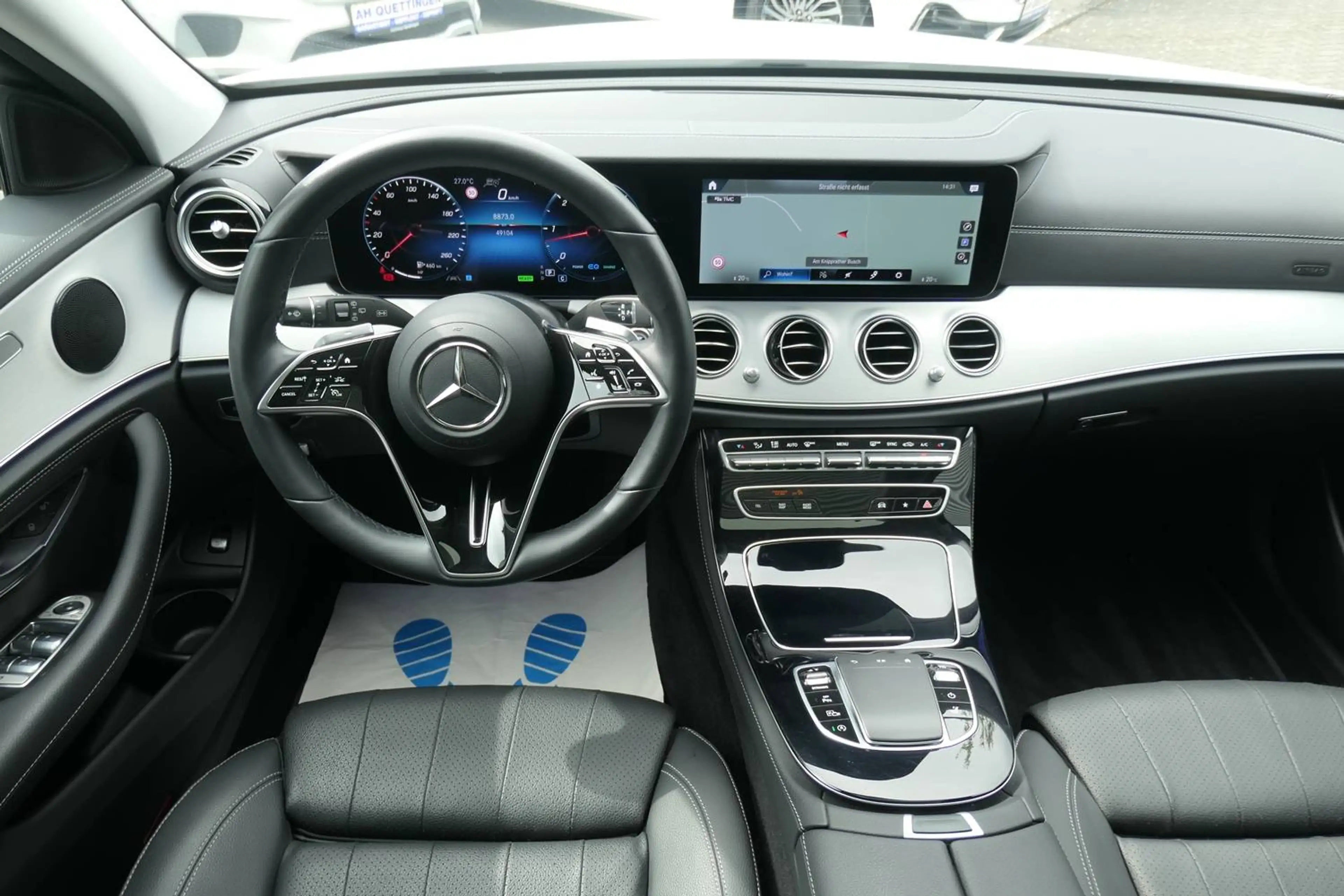 Mercedes-Benz E 220 E-Klasse T-Modell Diesel d T 9G-TRONIC Exclusive Panorama LED AHK Inspektion Neu Top Zustand! — photo 6