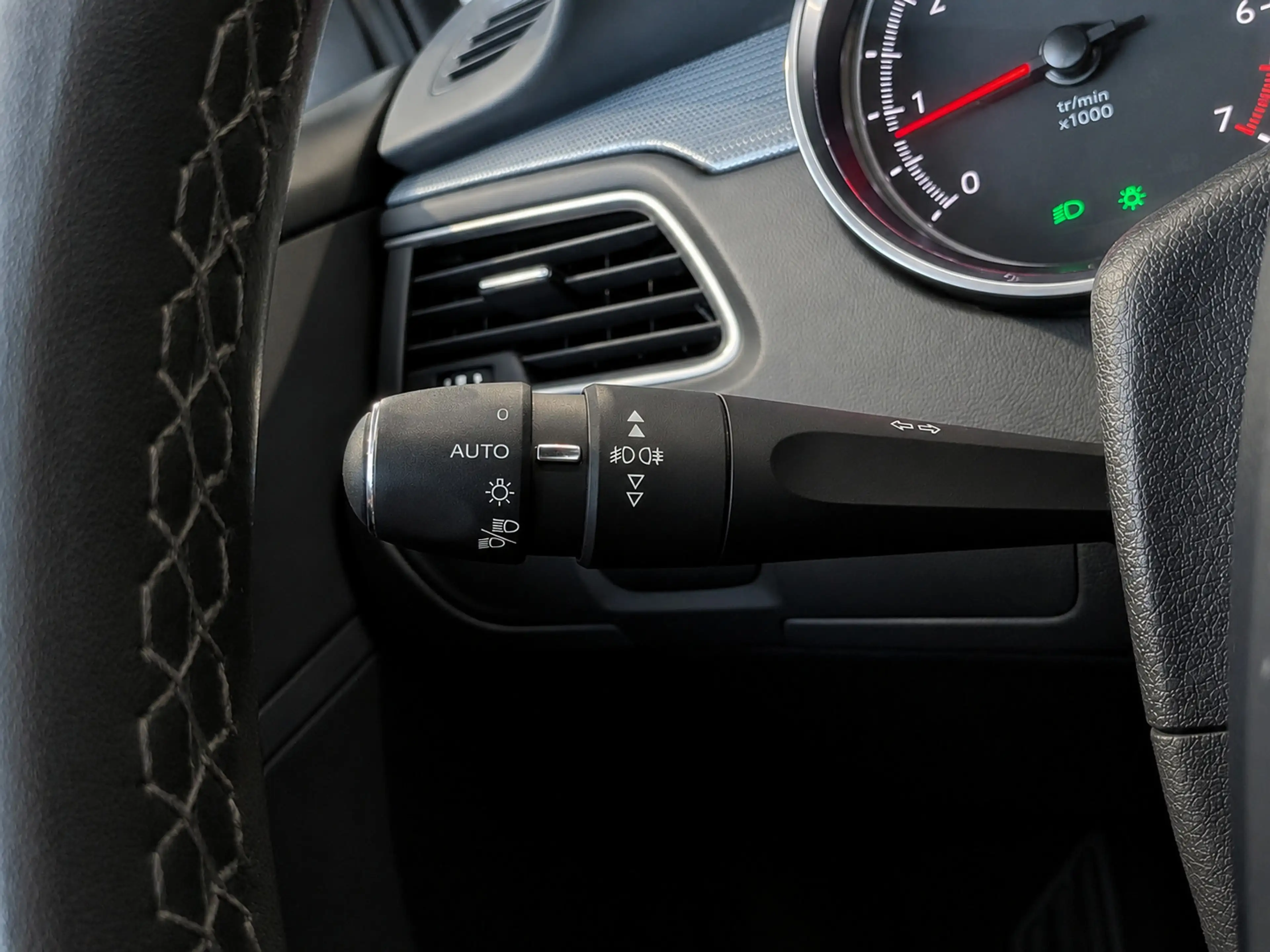 Peugeot 508 SW 1.6 e-THP Première Panoramadak, Airco, Cruise C — photo 14