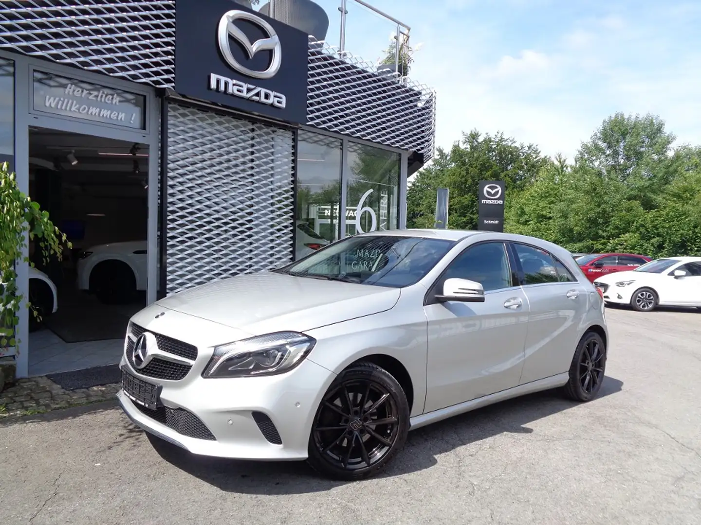 Mercedes-Benz A 180 Style BlueEfficiency inkl. WR Argent - 1