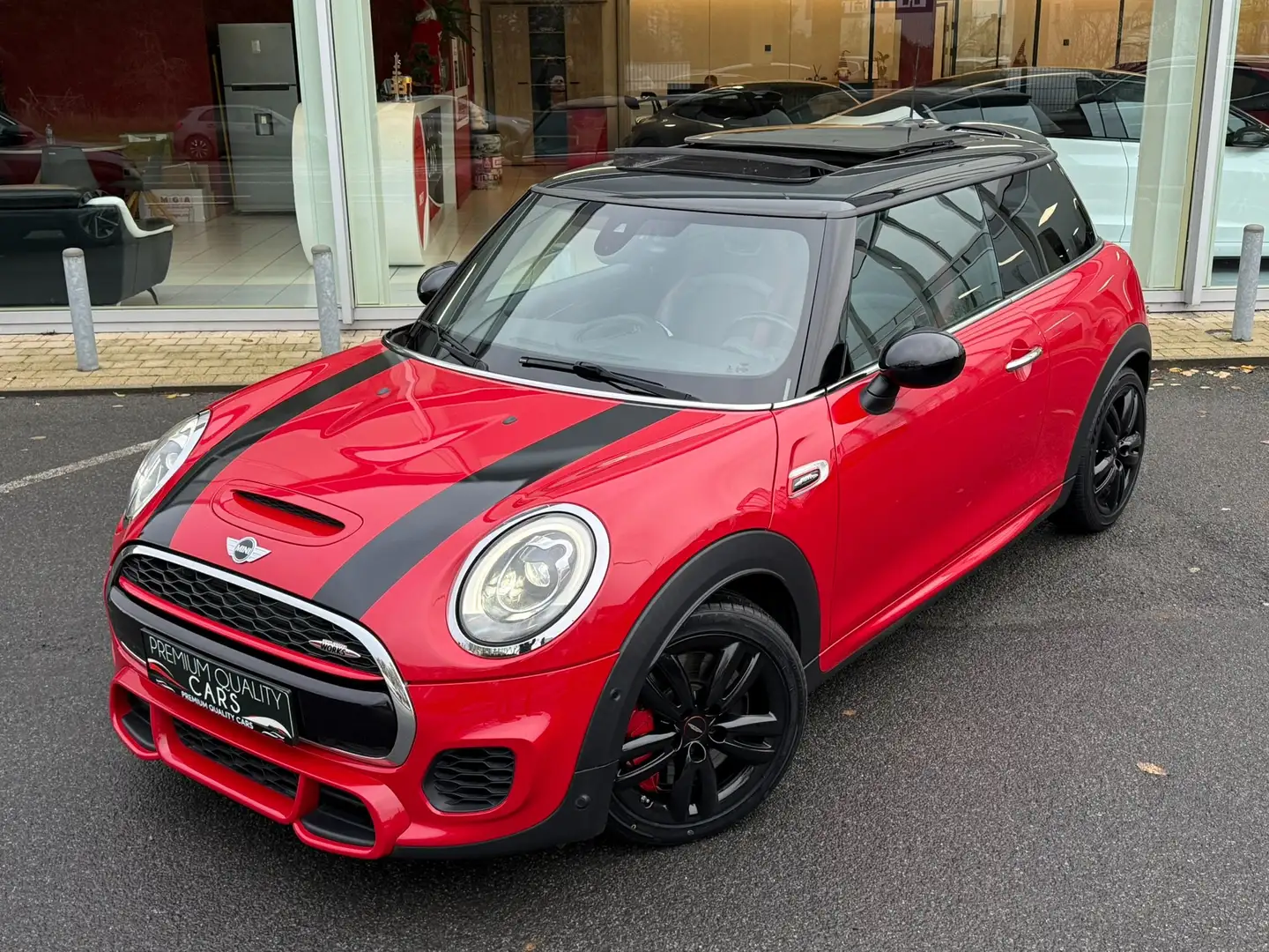 MINI John Cooper Works ZETELVERWARMING / CAMERA / SFEERLICHT / PANODAK / Rouge - 2