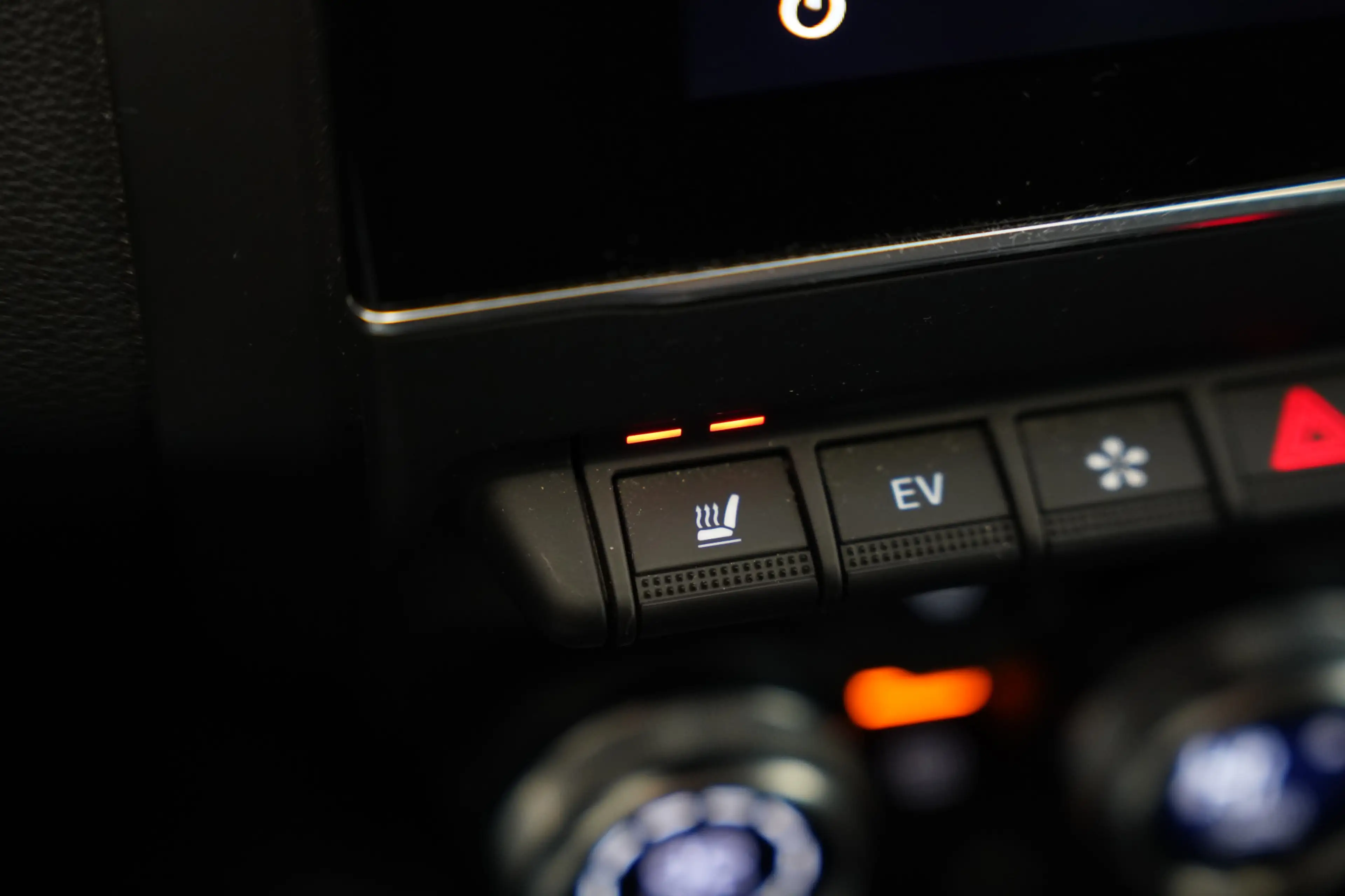 Renault Captur 1.6 E-Tech Plug-in Hybrid 160 Intens Full-led Stoe — photo 15