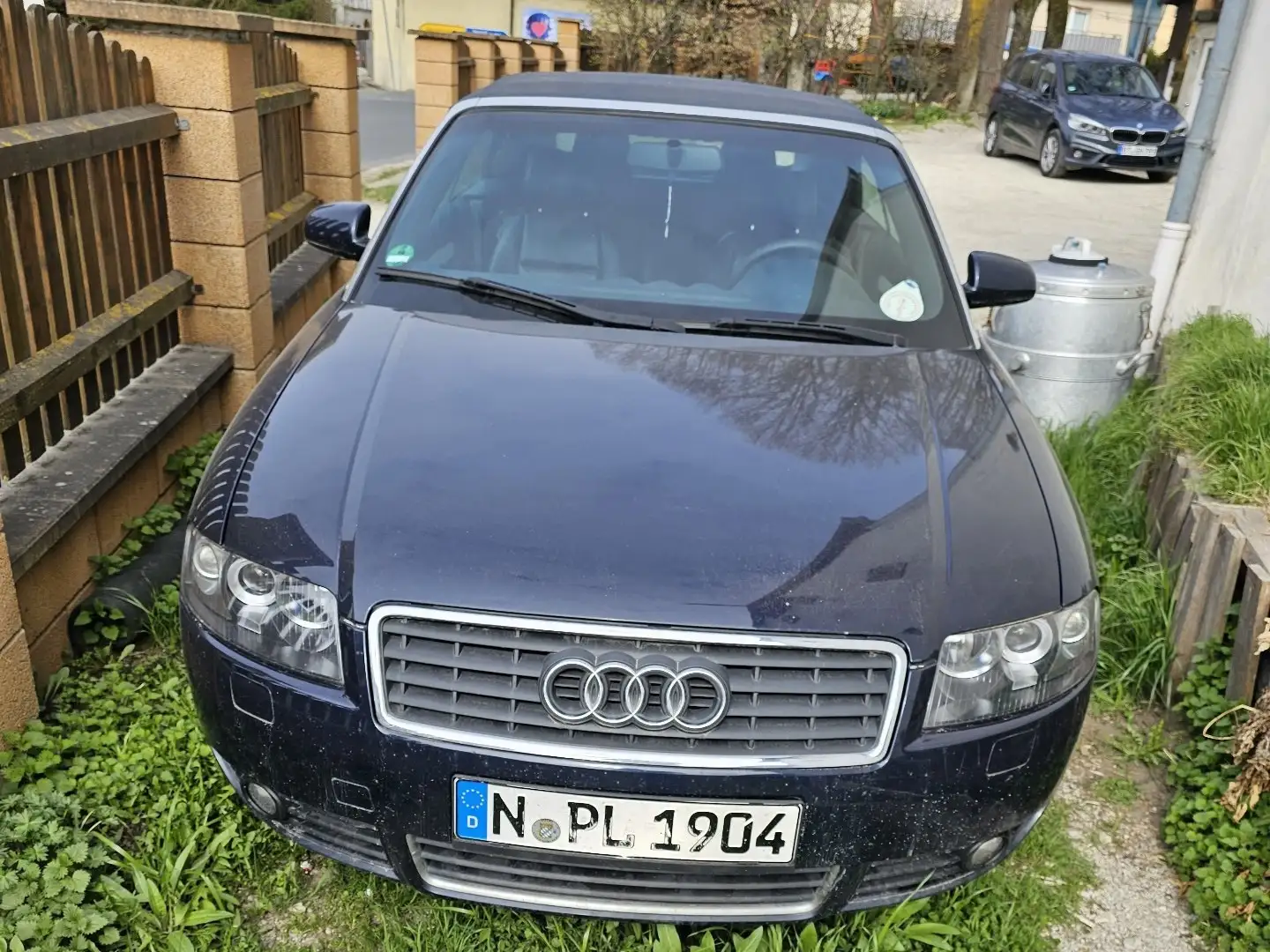 Audi A4 2.4 Blau - 1