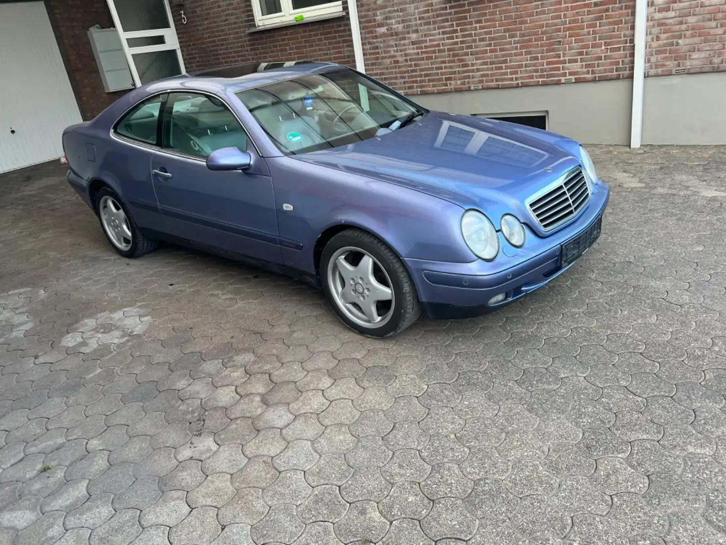 Mercedes-Benz 320 CLK Coupe V6 320 Benzin AHK Blau - 2