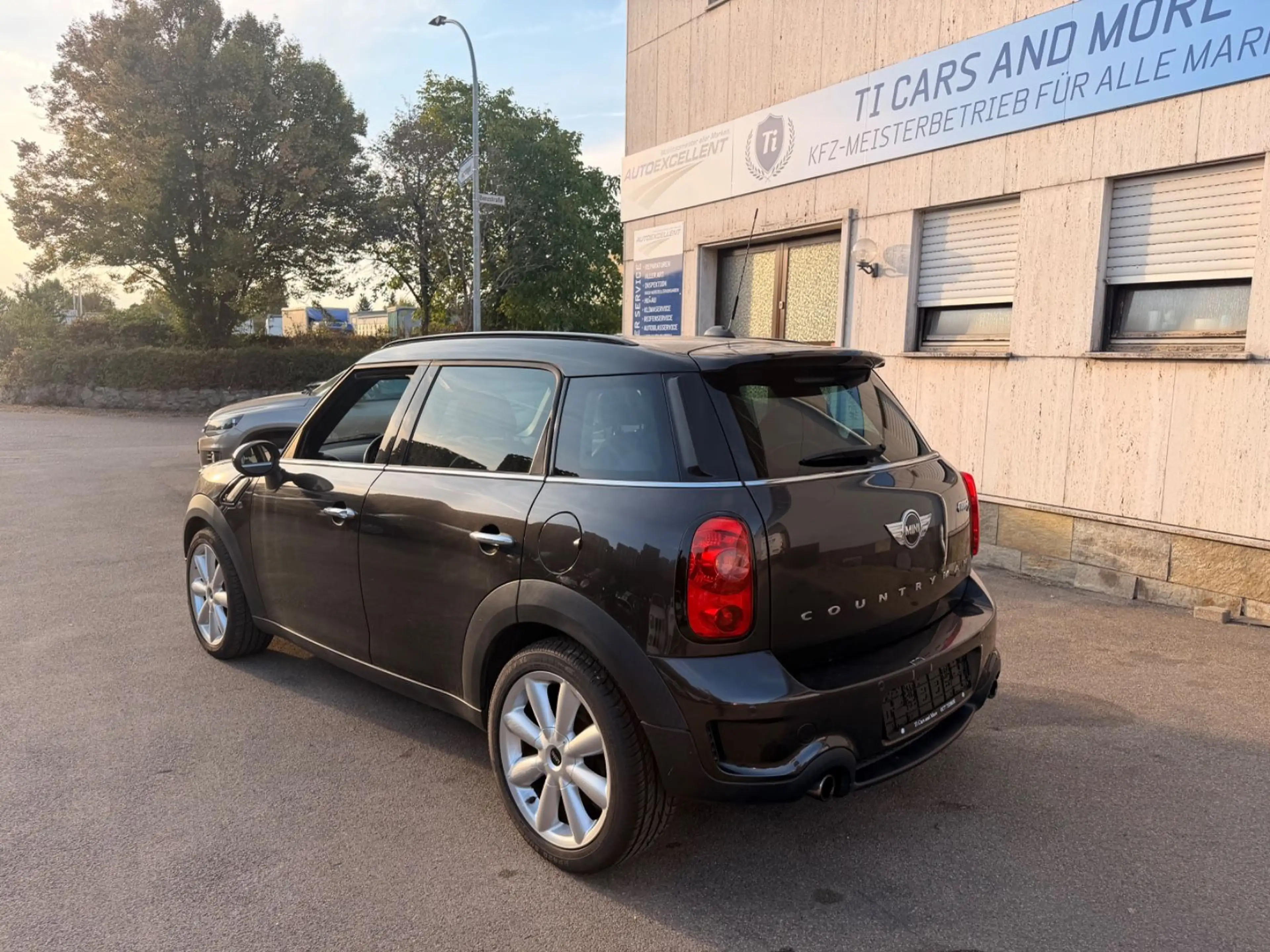 MINI Cooper S COOPER S Countryman Gewährleistung TÜV SERVICE — photo 4