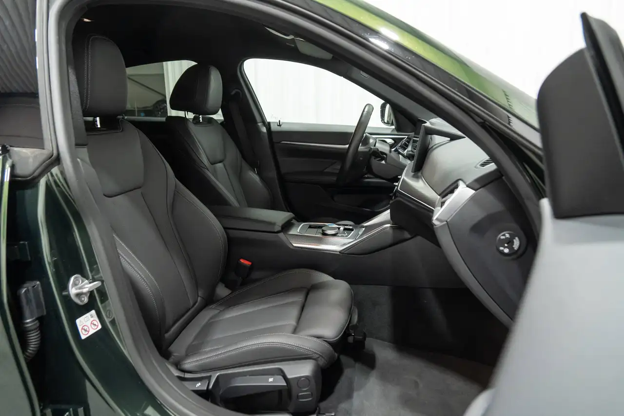 BMW i4 eDrive40 Gran Coupé M Sport Sanremo Groen, миниатюра 17